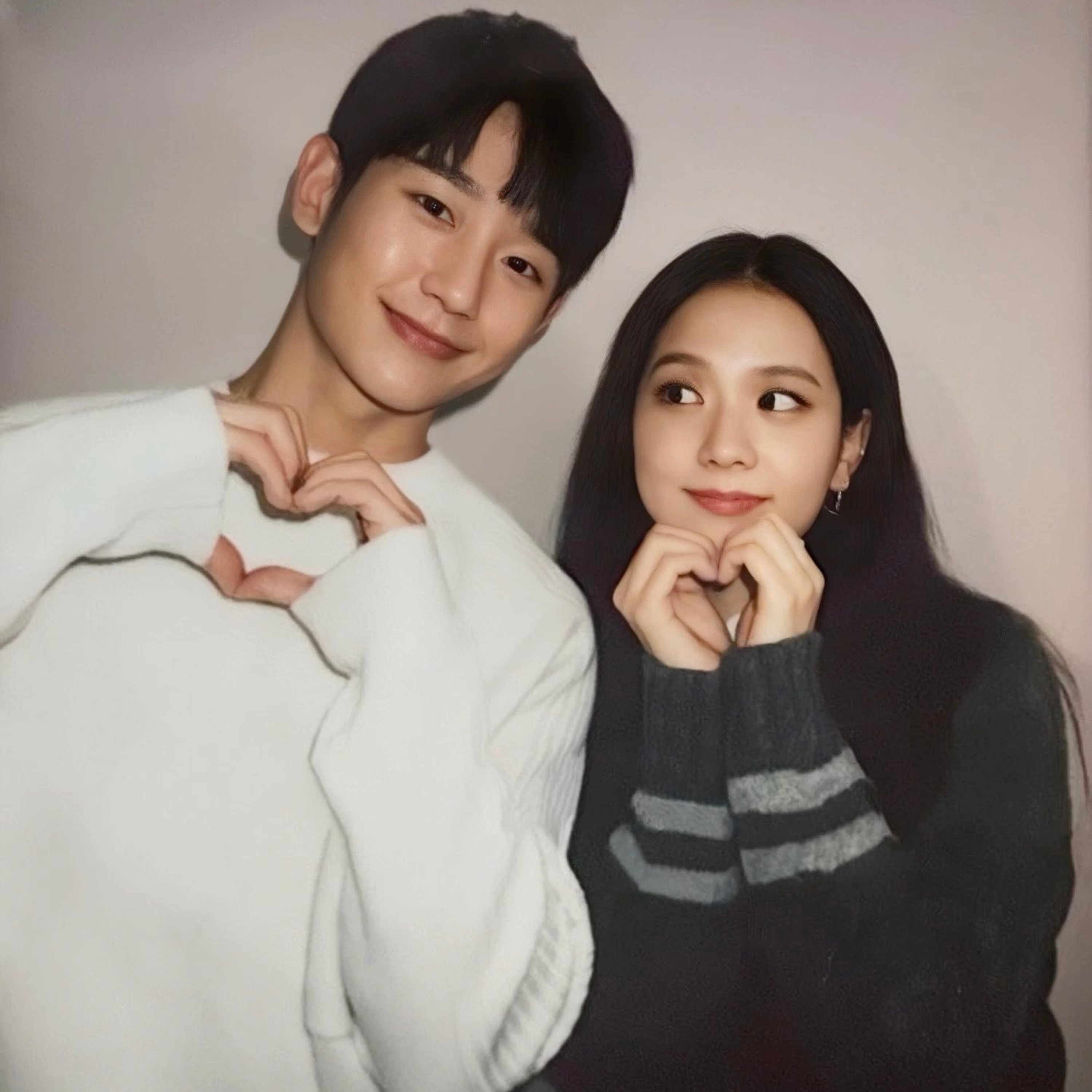 Jisoo (BLACKPINK) - Jung Hae In tái hợp: Cả hai vẫn thân thiết dù Snowdrop đã kết thúc khá lâu episode artwork