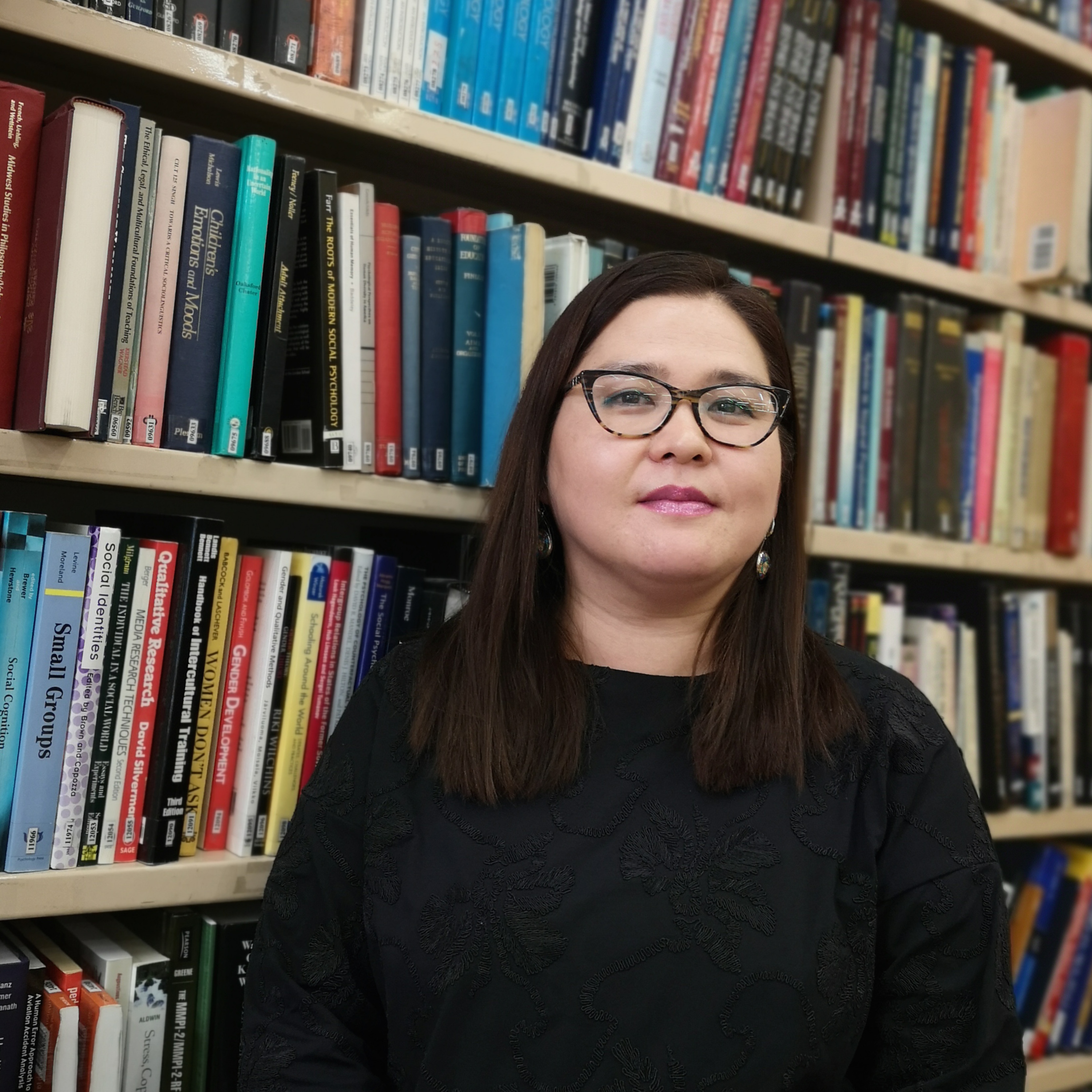 Сэтгэлзүйч А. Хонгорзул: Хүүхдээ номоор хүмүүжүүлэх арга Сэтгэлзүйч А. Хонгорзул: Хүүхдээ номоор хүмүүжүүлэх арга