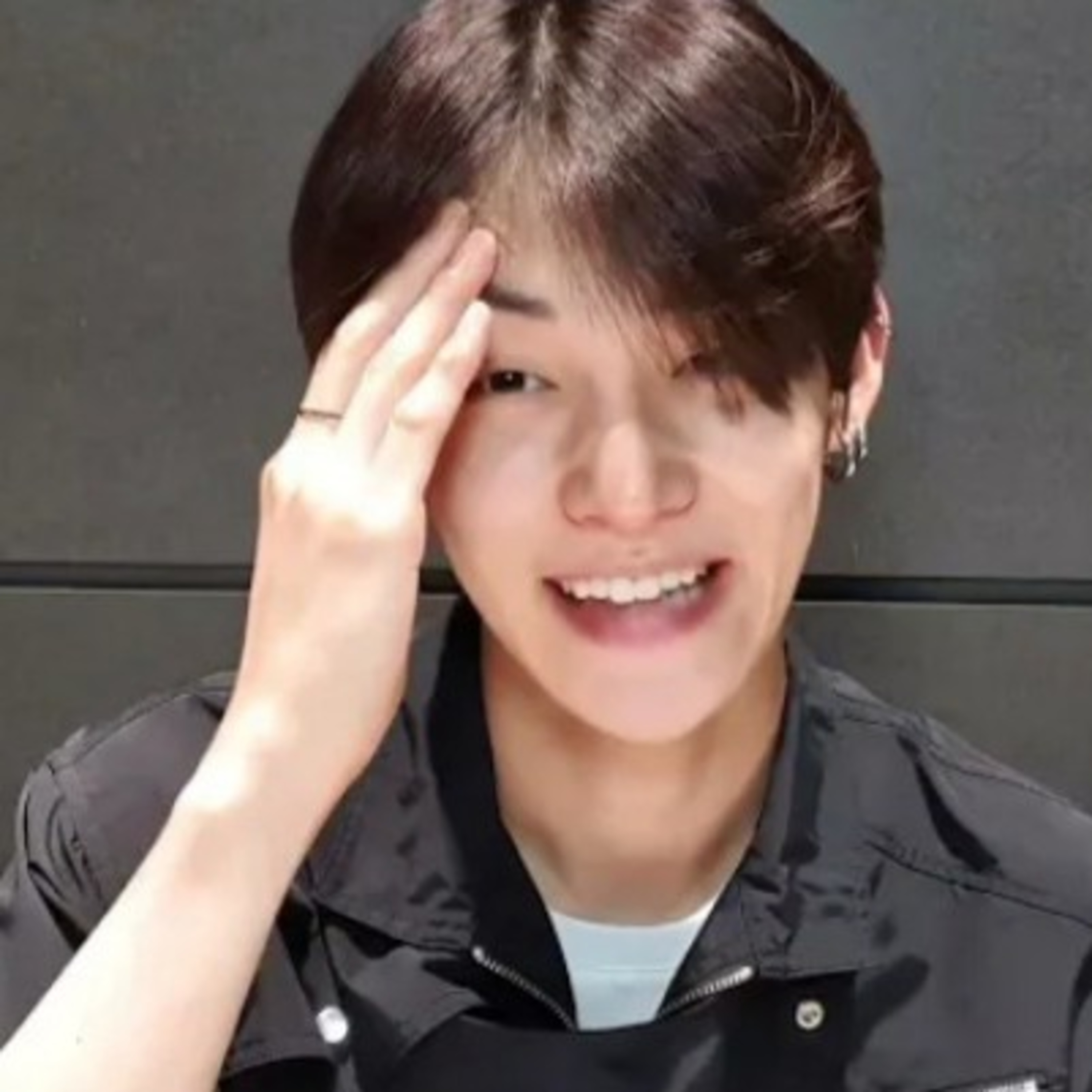 Yeonjun VLive 210721 episode artwork