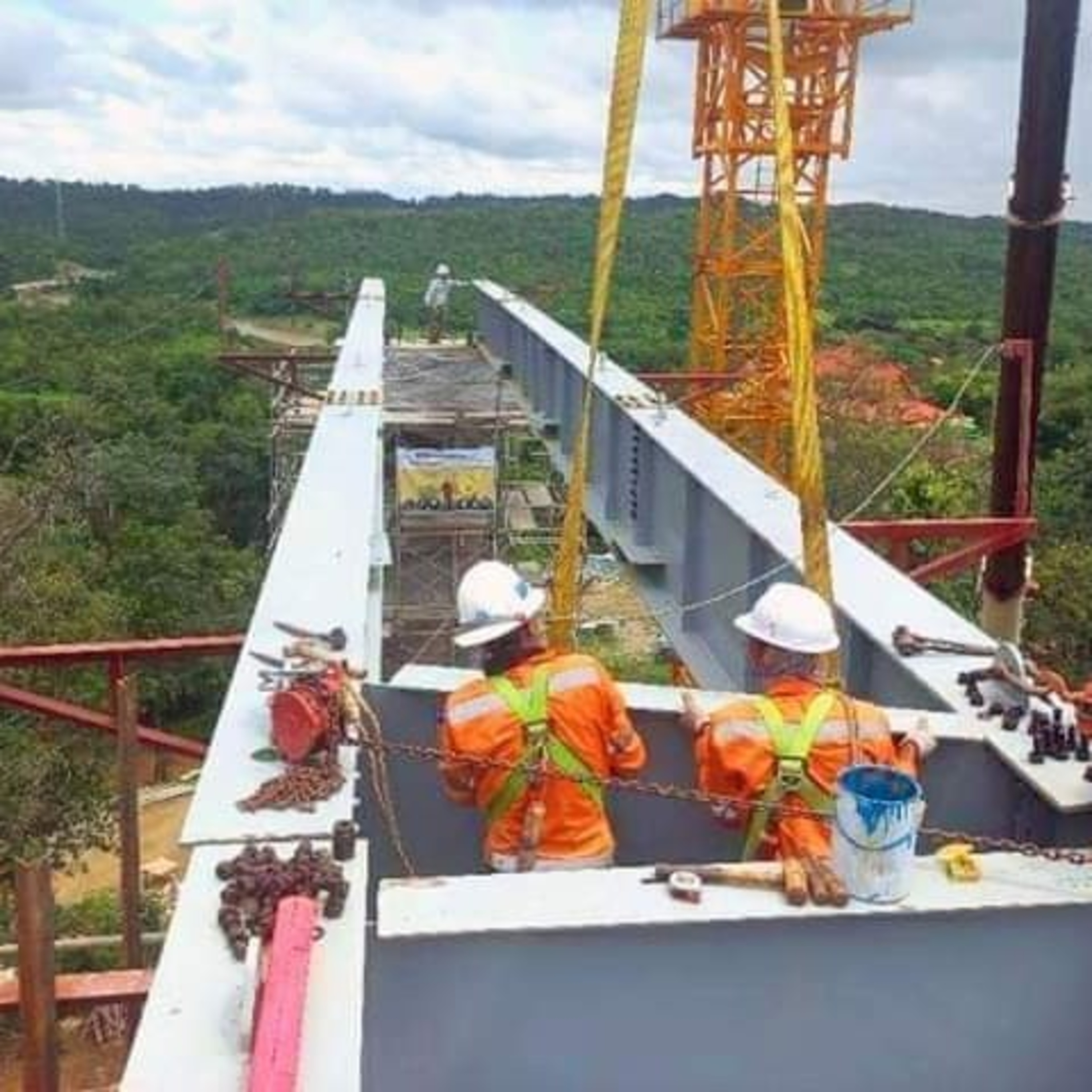 မန်းရွှေစက်တော်ဘုရားကြီး၌ ဓာတ်လှေကားလျှောက်လမ်း သံပေါင်များ တပ်ဆင်နေပြီ
============================ episode artwork