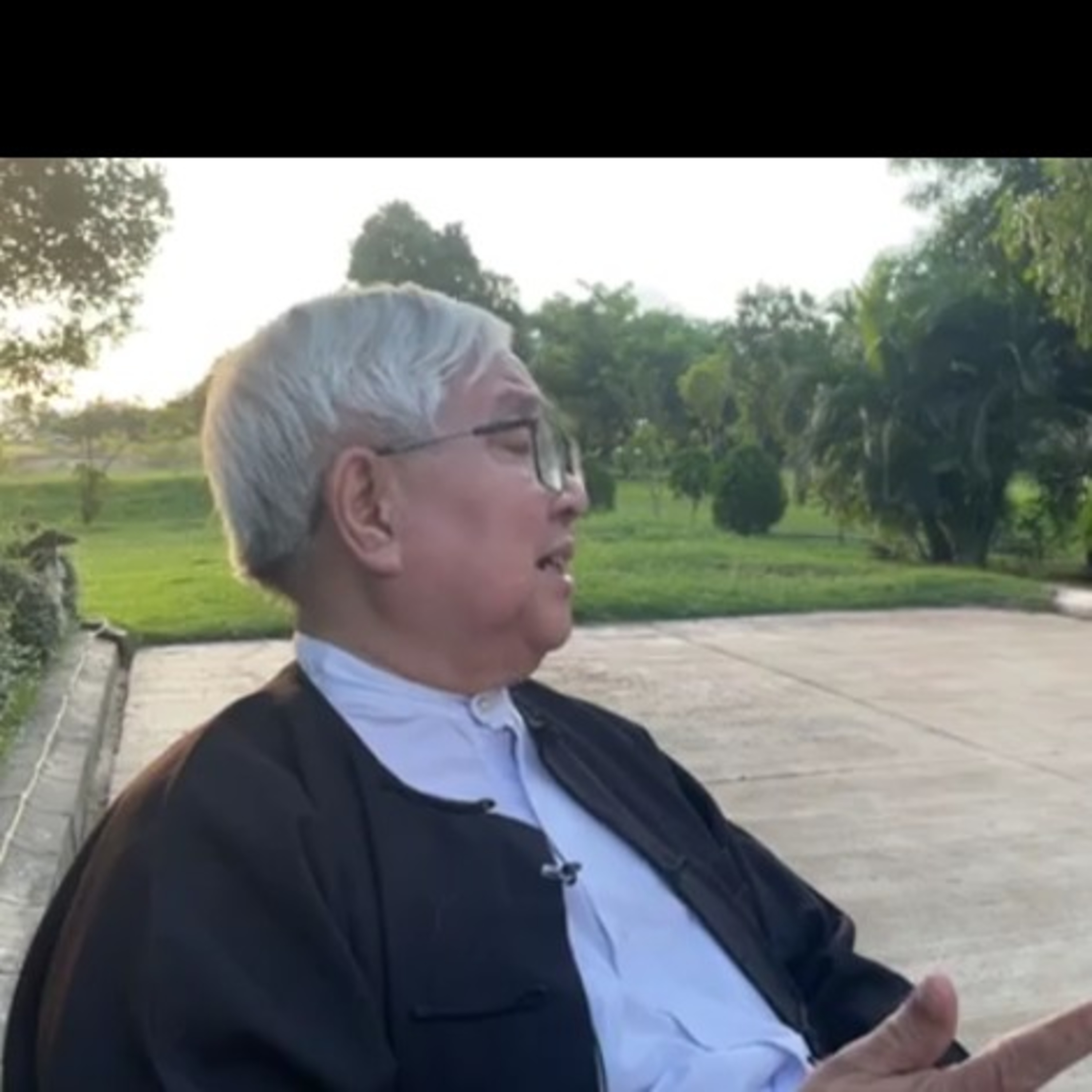 ဒီကေန႕ အဂတိမႈ႐ုံးခ်ိန္းနဲ႕ပတ္သက္လို႔ ေဒၚေအာင္ဆန္းစုၾကည္ရဲ႕ေရွ႕ေန ဦးၾကည္ဝင္းနဲ႕ေတြ႕ဆုံေမးျမန္းခန္းတို episode artwork
