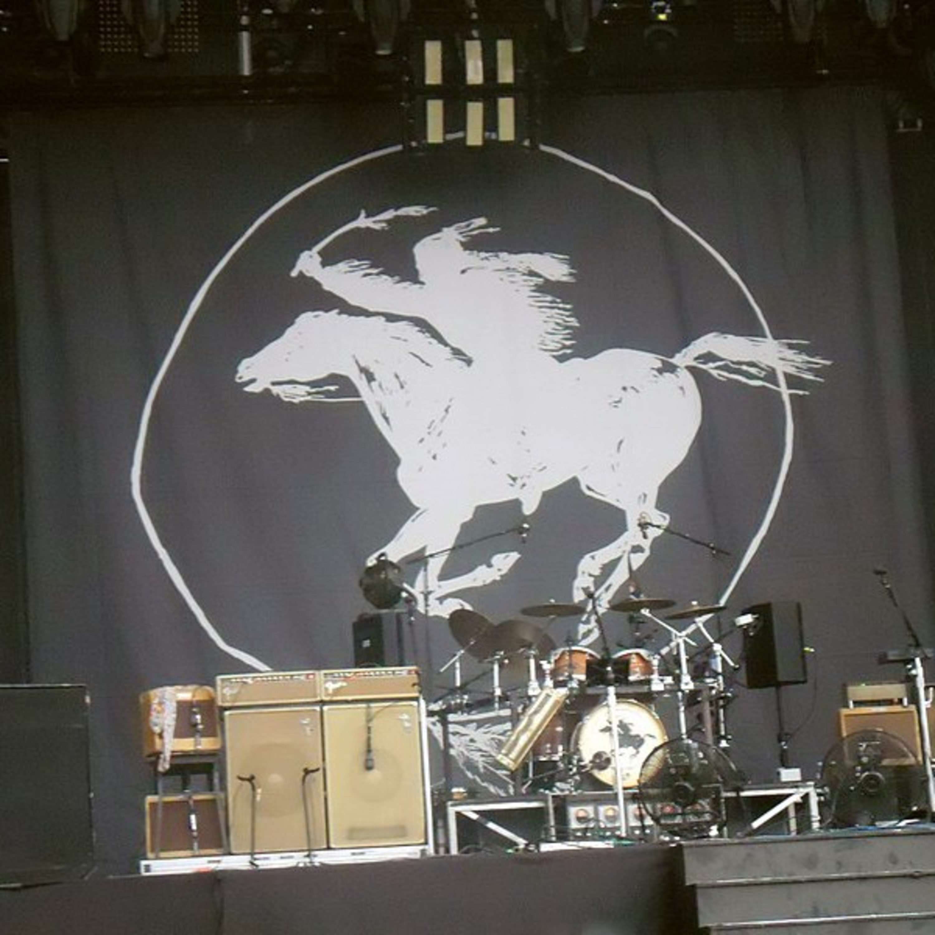 Graças a Deus que Neil Young parou de se dedicar à política e voltou a fazer Rock! episode artwork