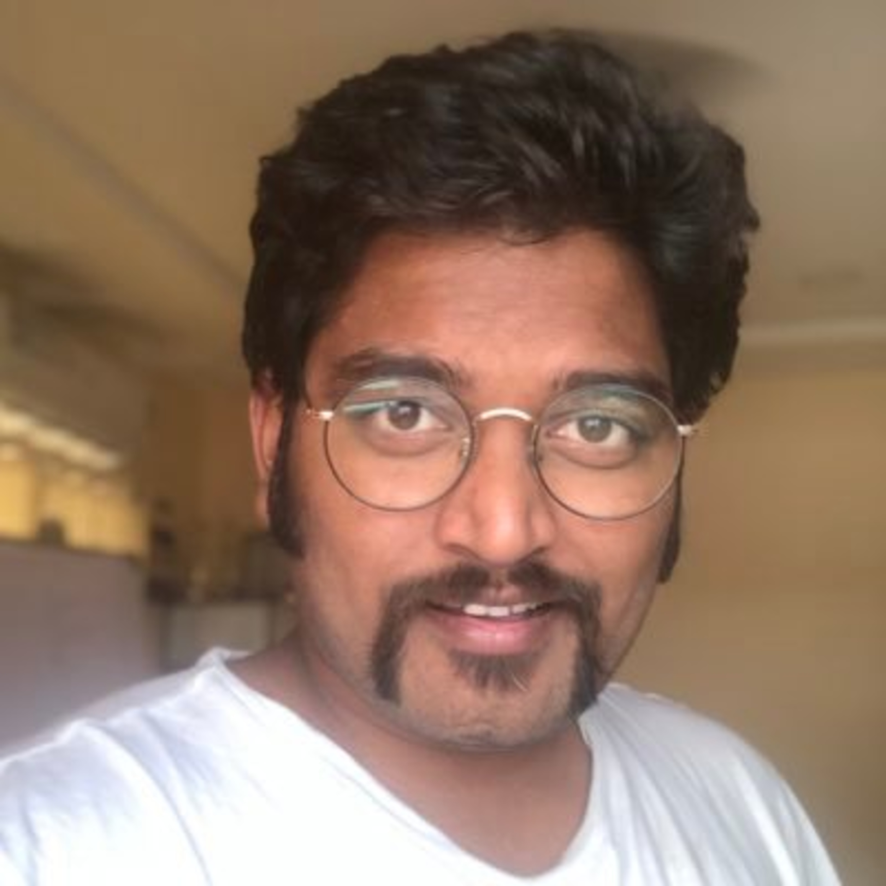 Interview : Maha Venkatesh (Director c/o Kancharapalem) episode artwork