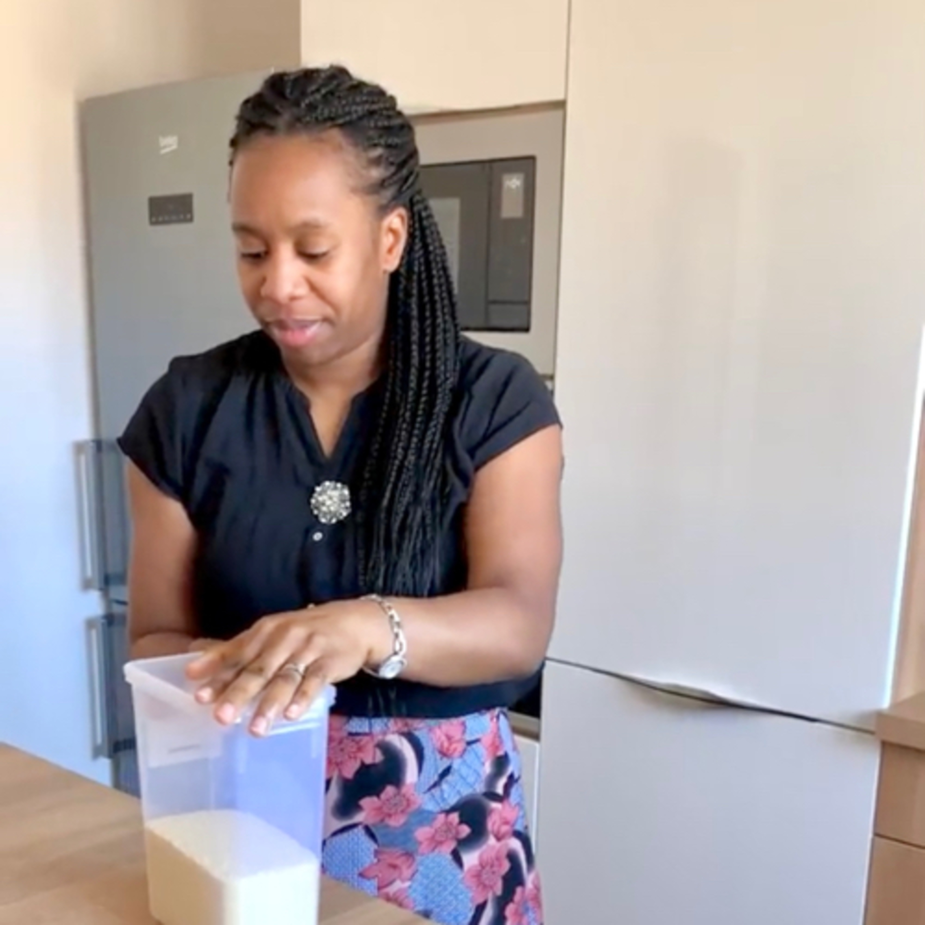 La cuisine blanche et bois de Marie-Laure 