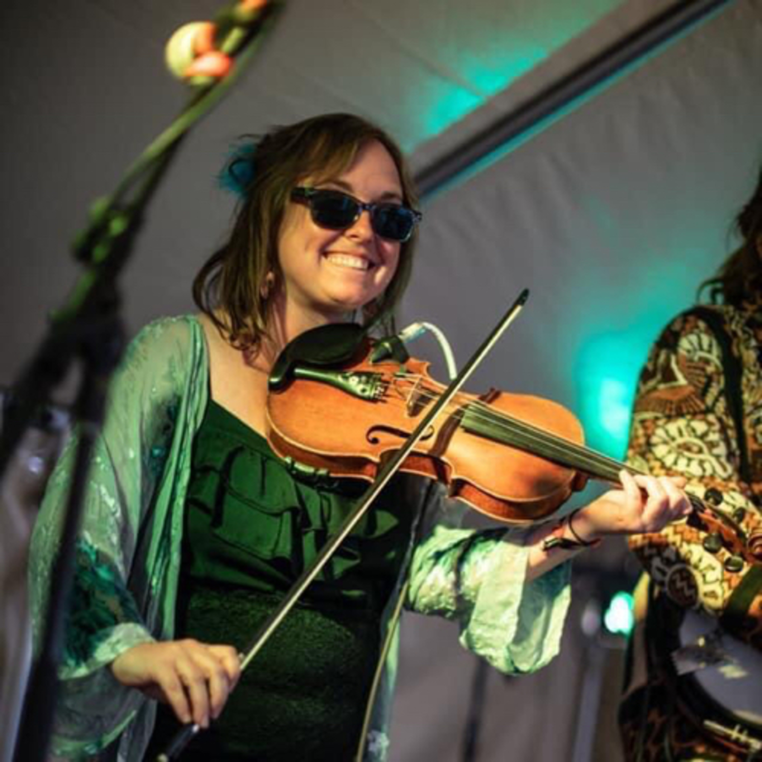 Lyndsay Pruett Violinist