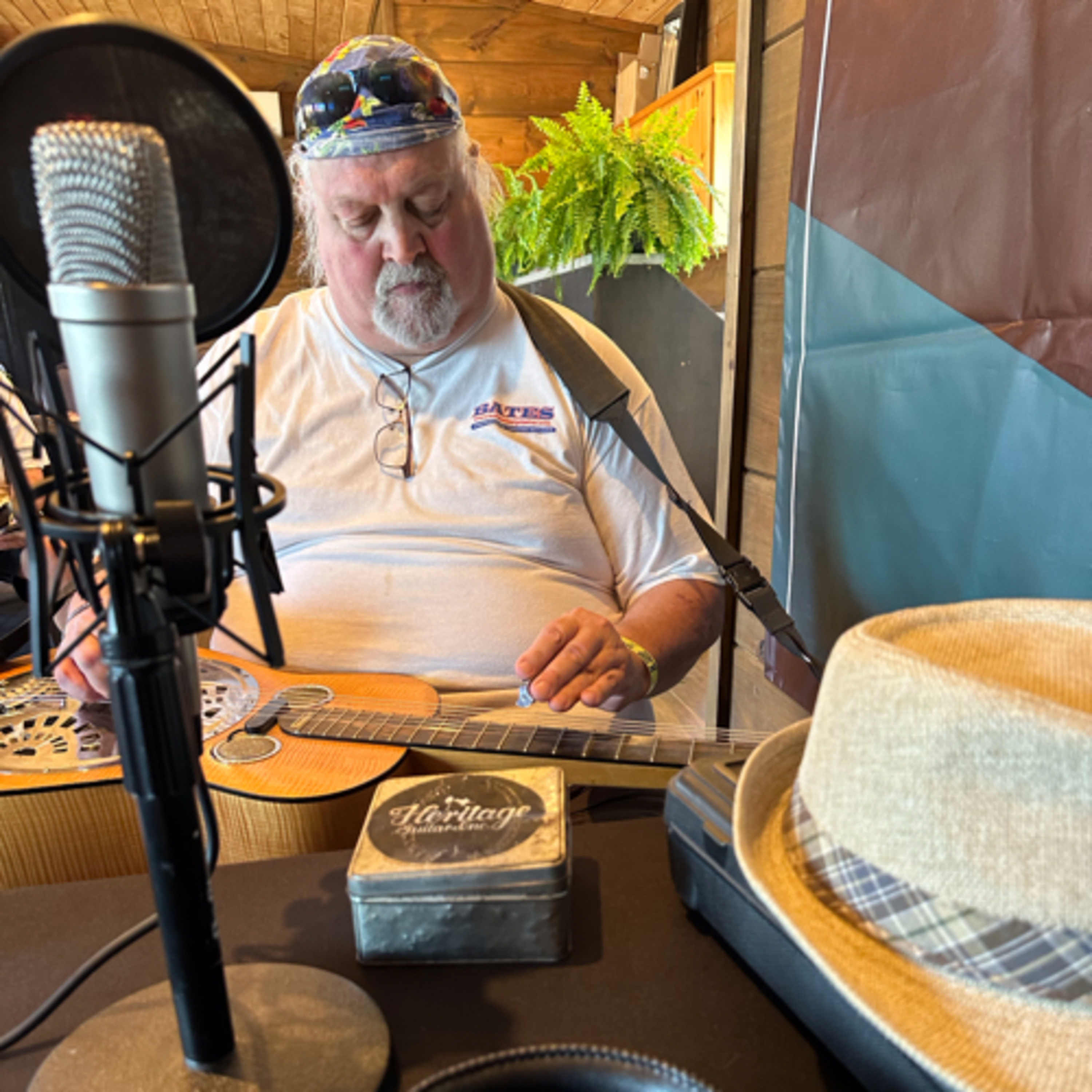 Al Bates dobro player and singer songwriter