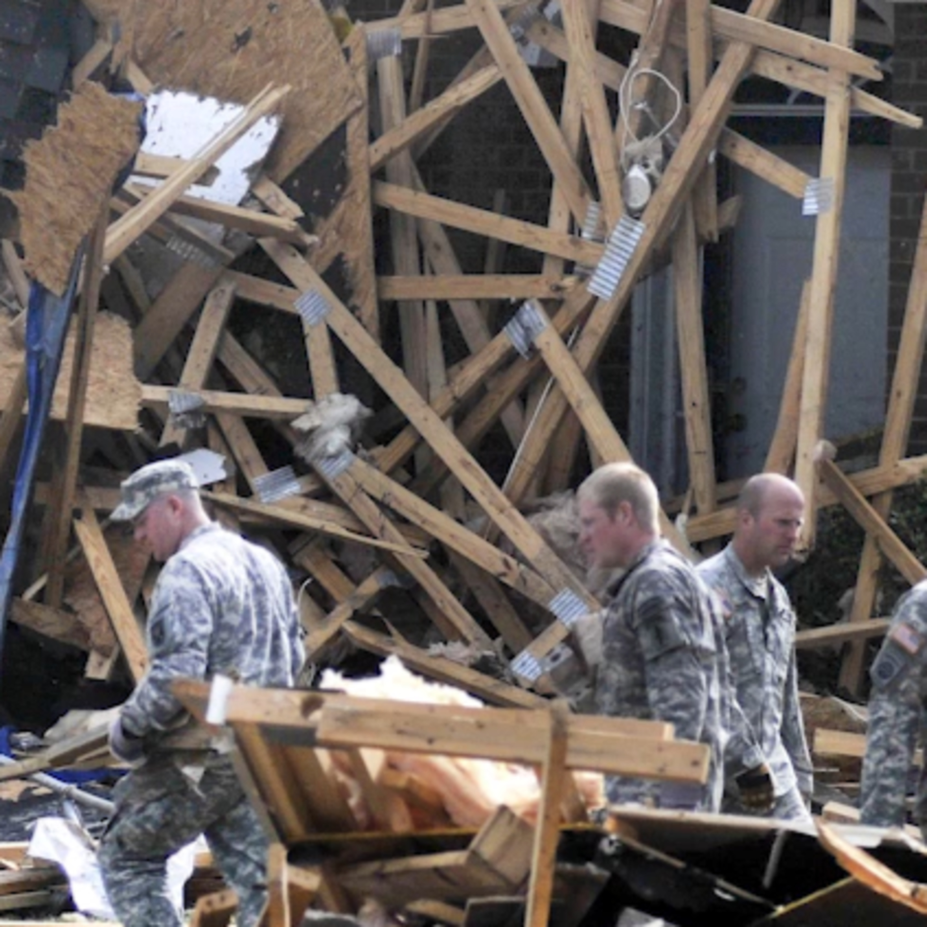10 years later: April 16, 2011 Carolina tornado outbreak [Ep. 312] episode artwork