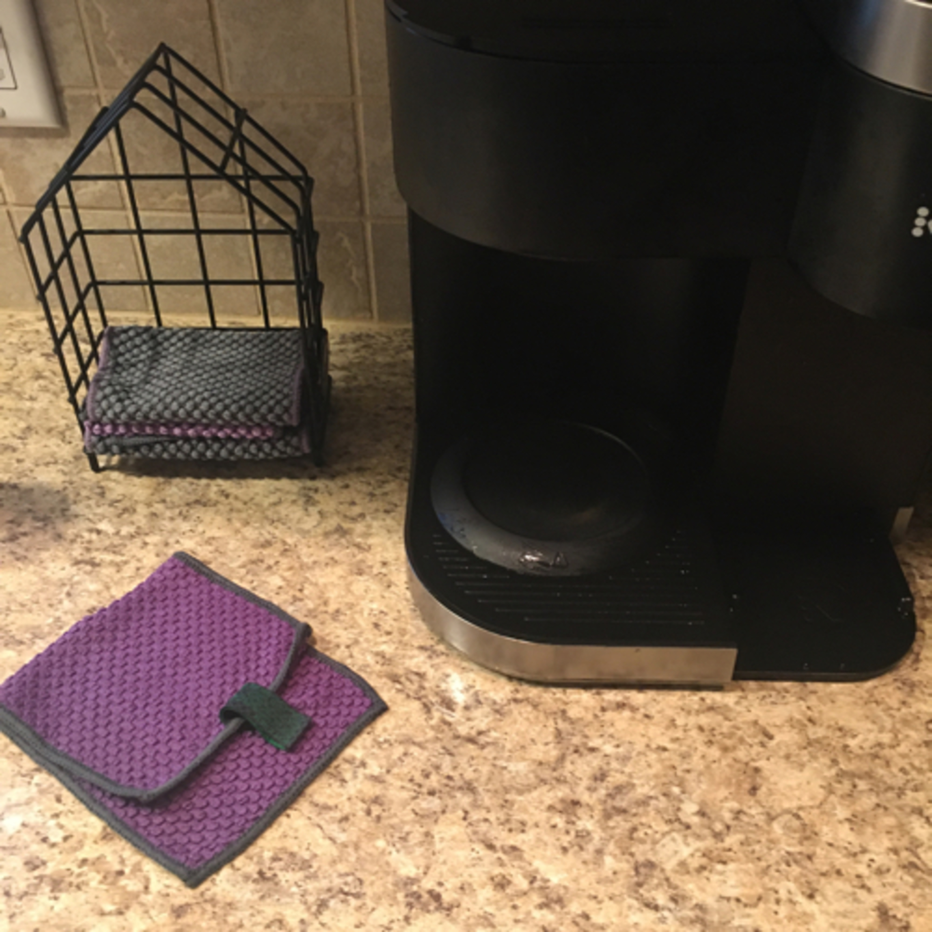 Wrong side of the coffee maker. 