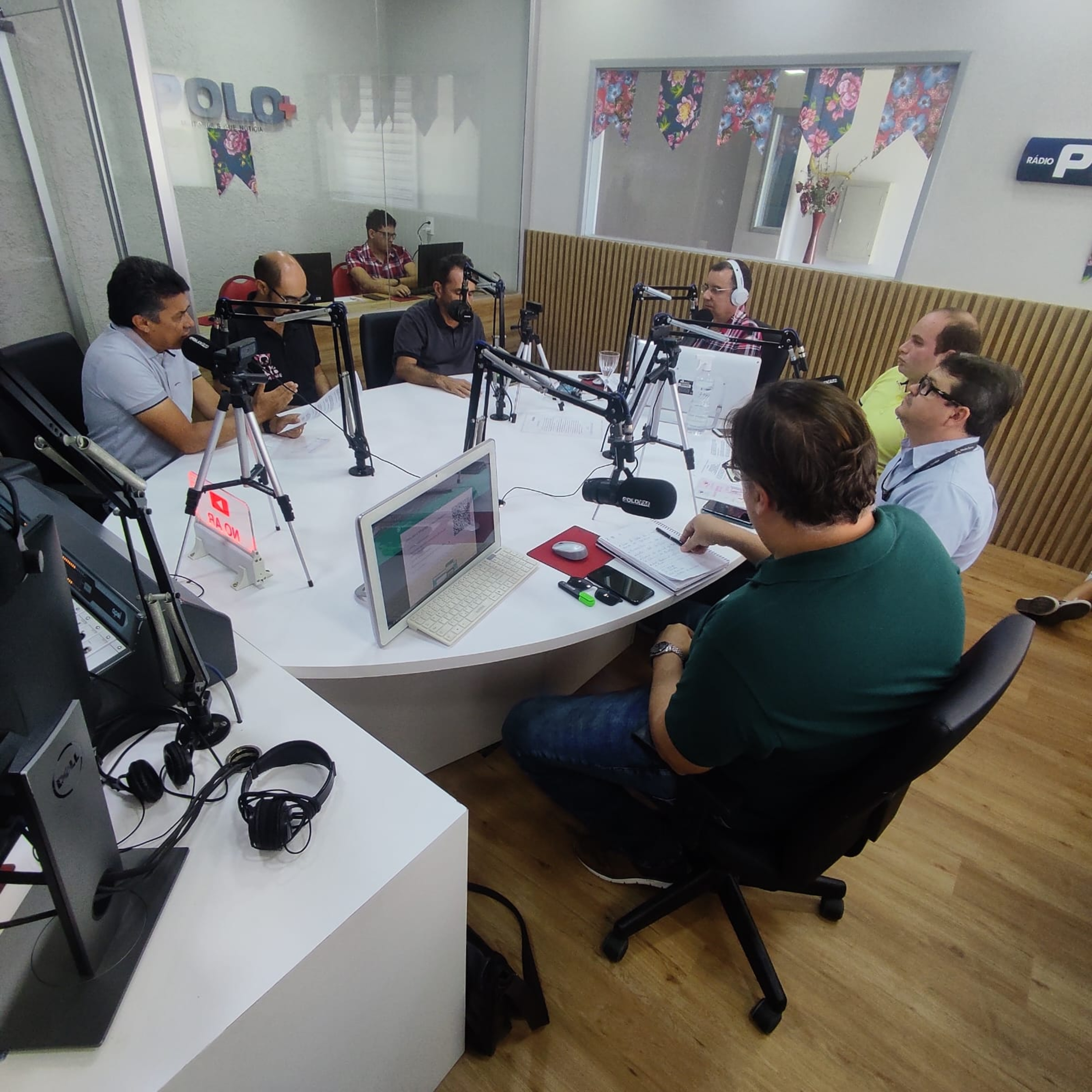 01.06.2022 - Plano de divulgação do Moda Center na Globo é tema de entrevista na Polo FM episode artwork