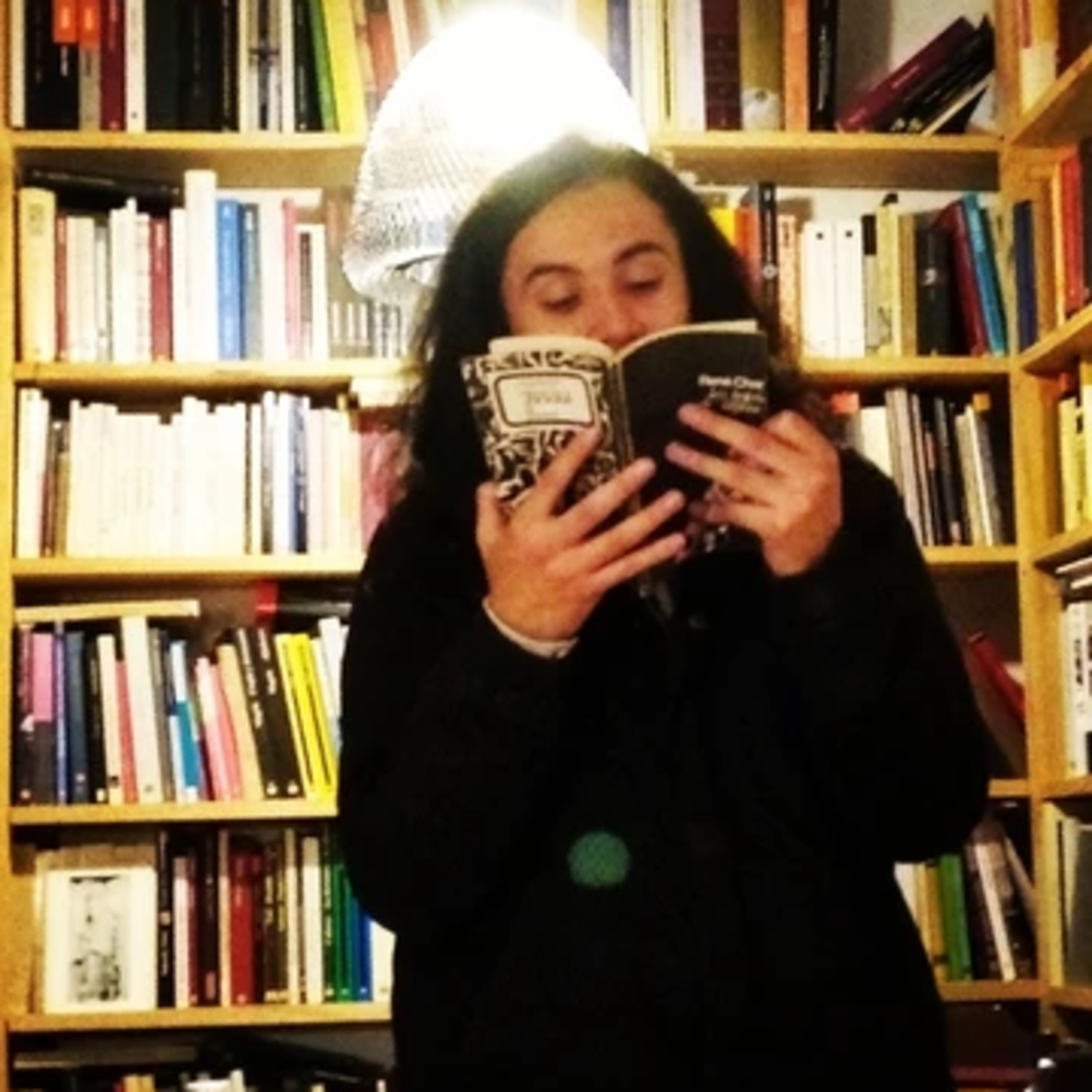 Cuentos , Poesía Nicaragüense, y de repente algo de escritores y poetas latinoamericanos :)