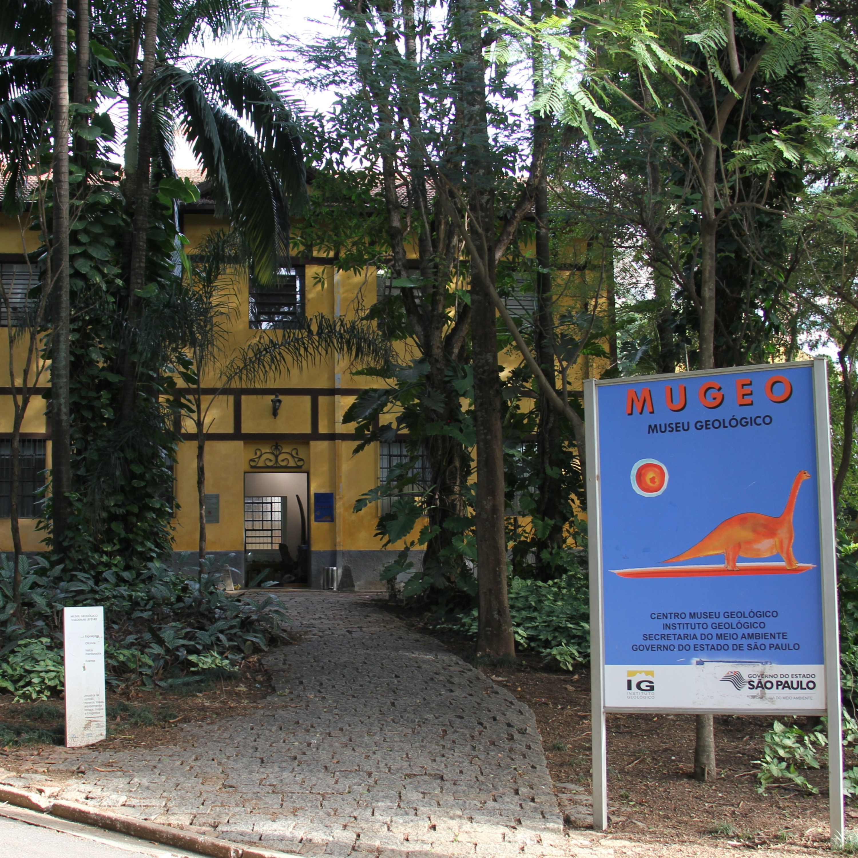 #03 Pela Cidade - Museu Geológico episode artwork