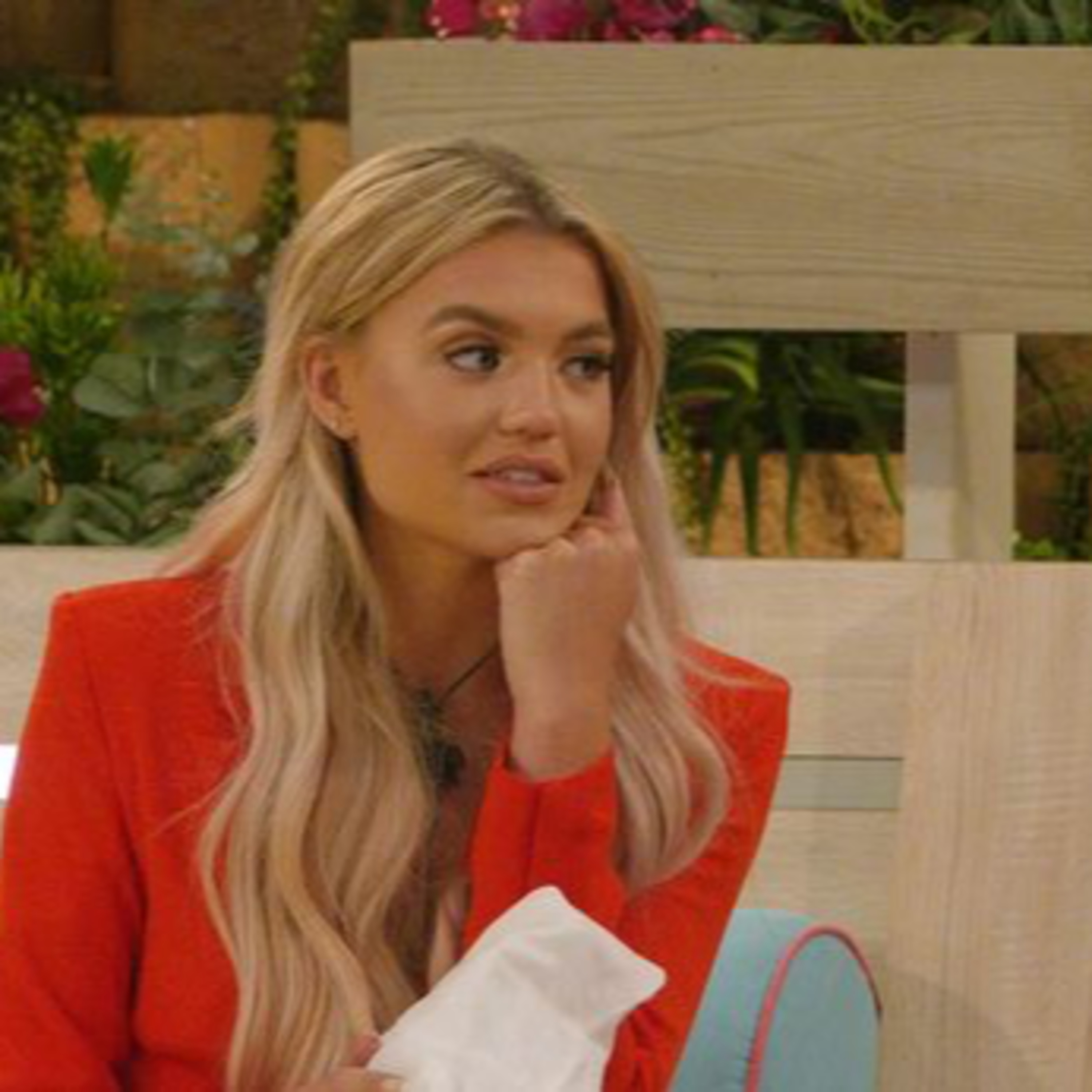 The Love Island Cast UK Season 6 Luke Bieber is upset episode artwork