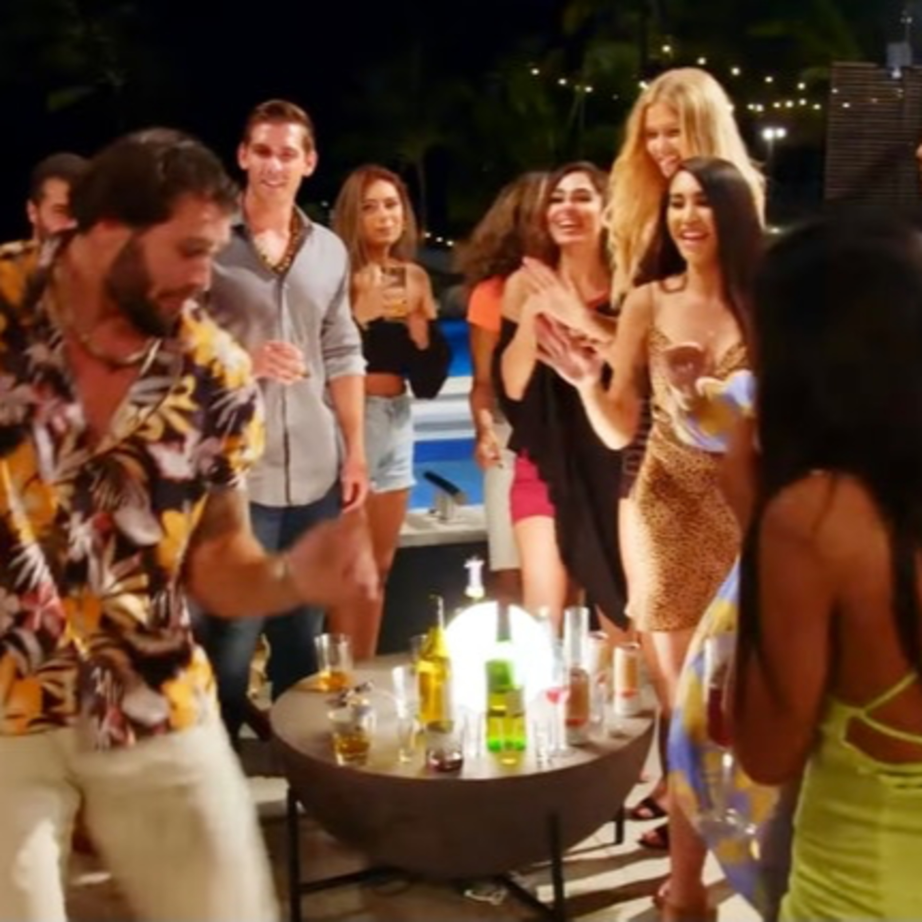 Temptation Island S3E1 - Don't Drop a Dime For a Nickel episode artwork