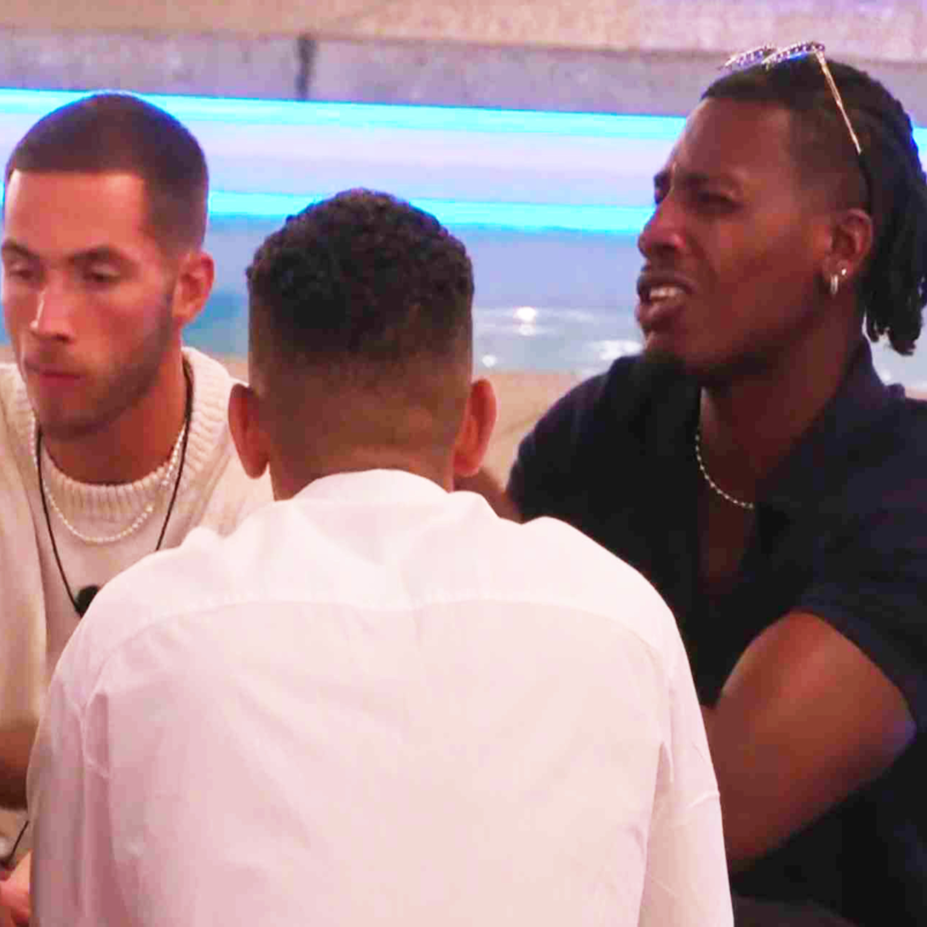 Love Island UK Season 9 EPS4 - Finally! We Get Some Drama episode artwork