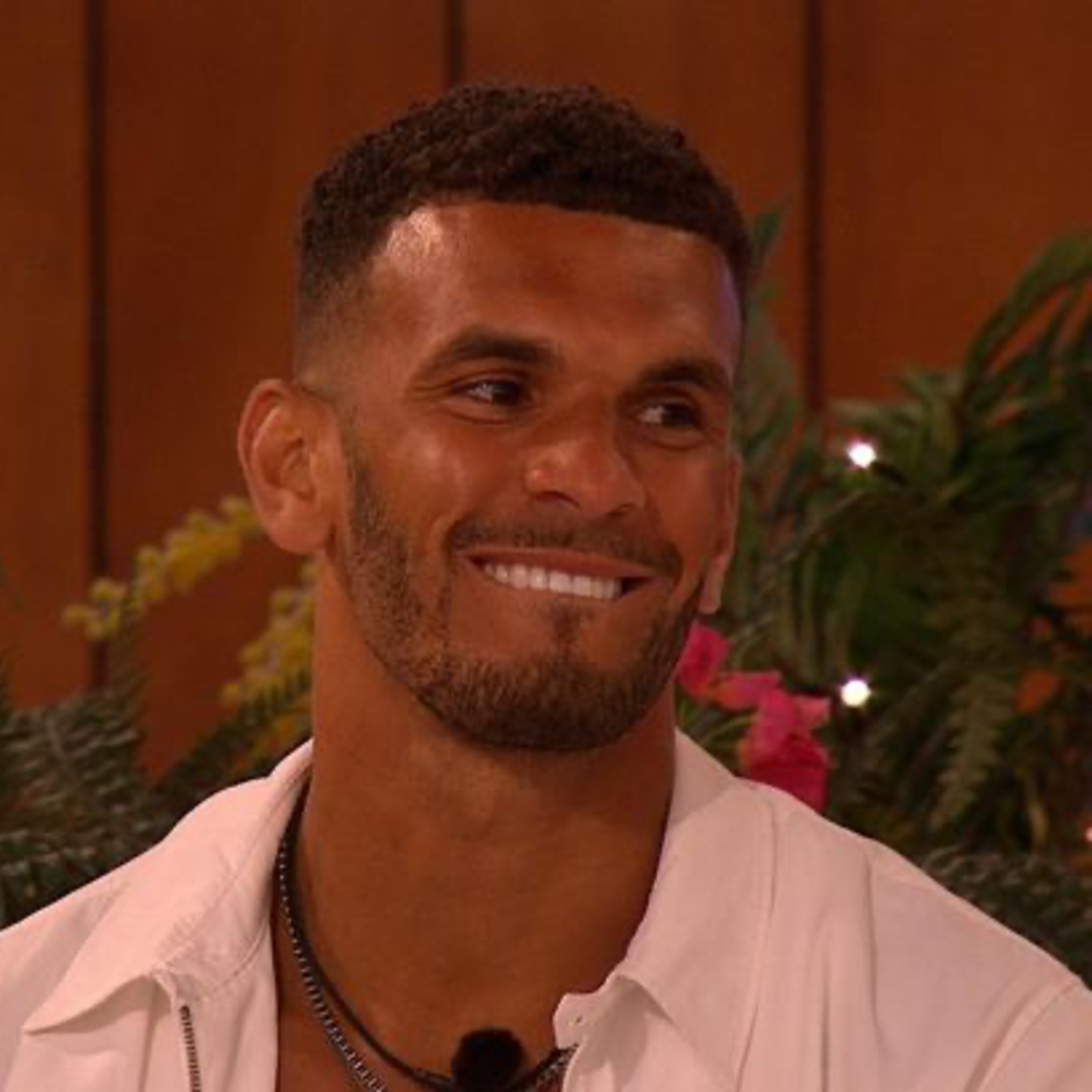 Love Island UK Season 9 EPS16 Tom Comes Unstuck Chris and Dave’s Reality TV Cast Love Love Island UK Season 9 EPS16 Tom Comes Unstuck Chris and Dave’s Reality TV Cast Love