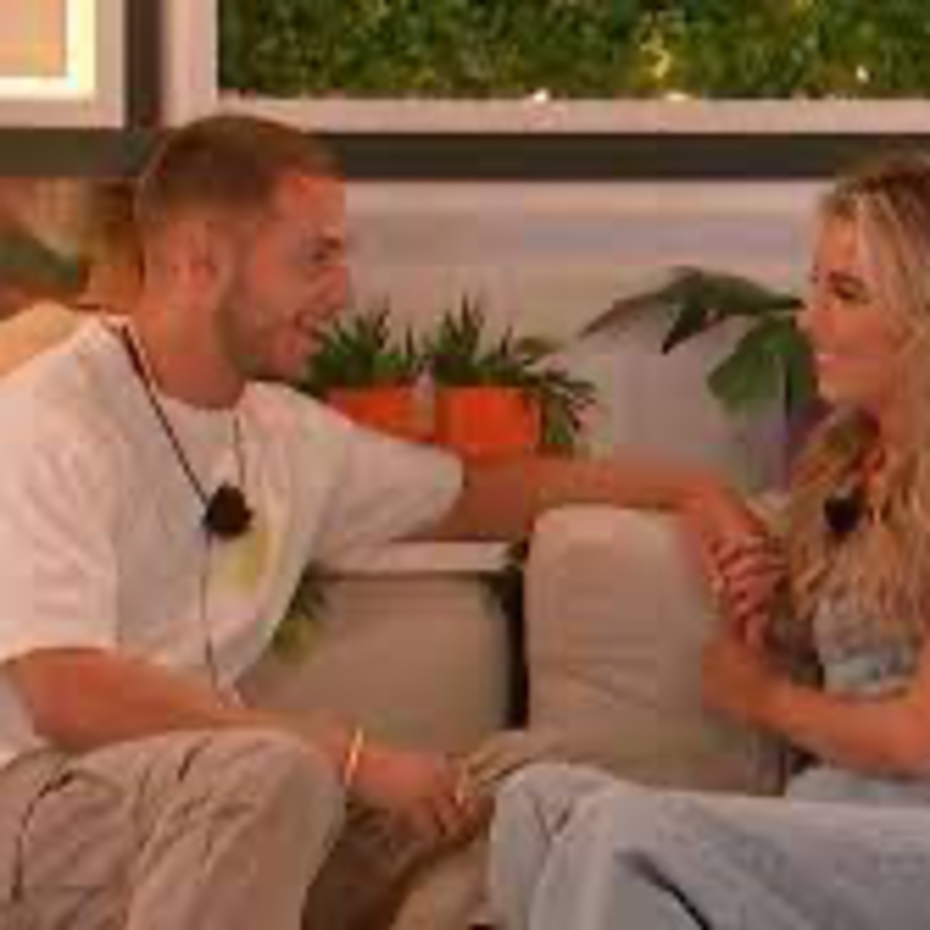 Love Island UK Season 9 EPS42 - Casey and Claudia In Turmoil episode artwork