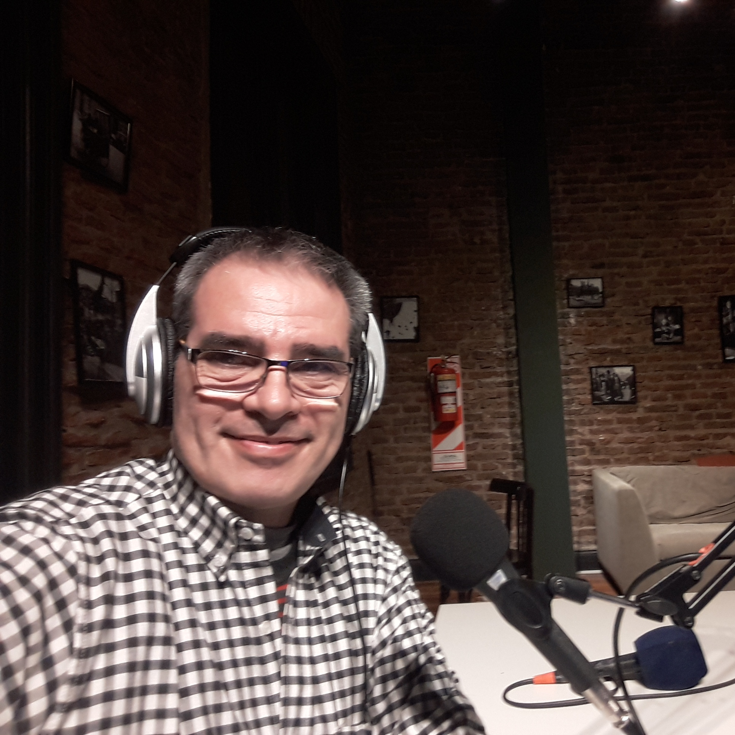 LATITUD GAY RADIOLo importante es SER