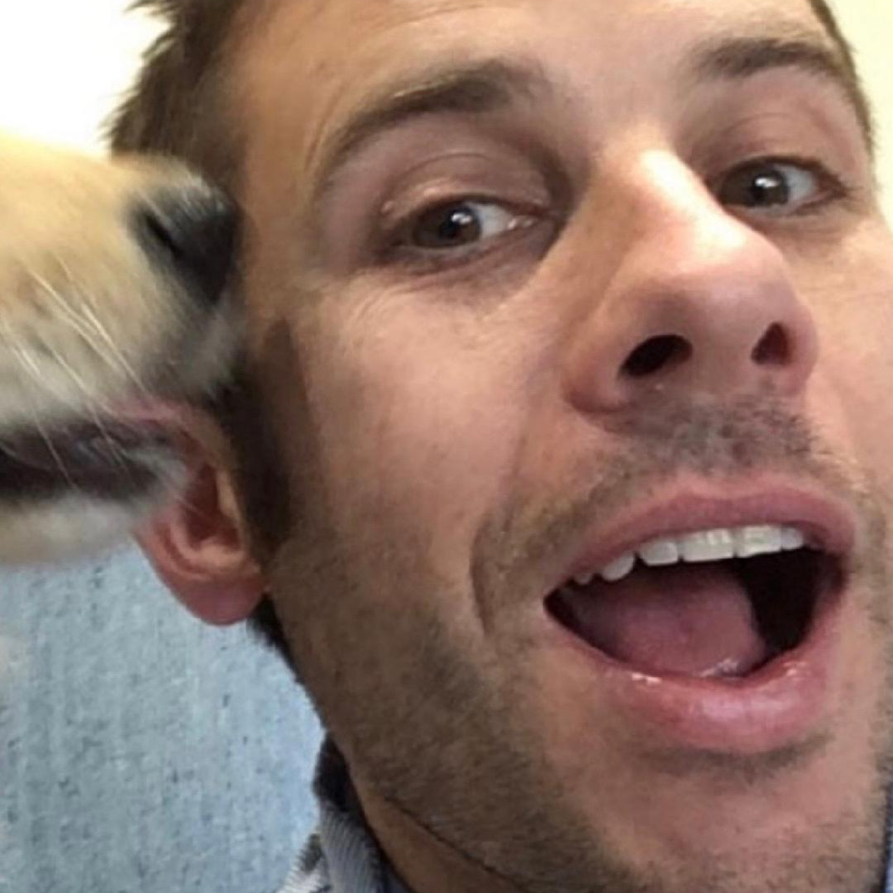 #110 Listeners you have one job - Nominate Dr Robbie for 'The Best Vet in Melbourne'!! Link below episode artwork