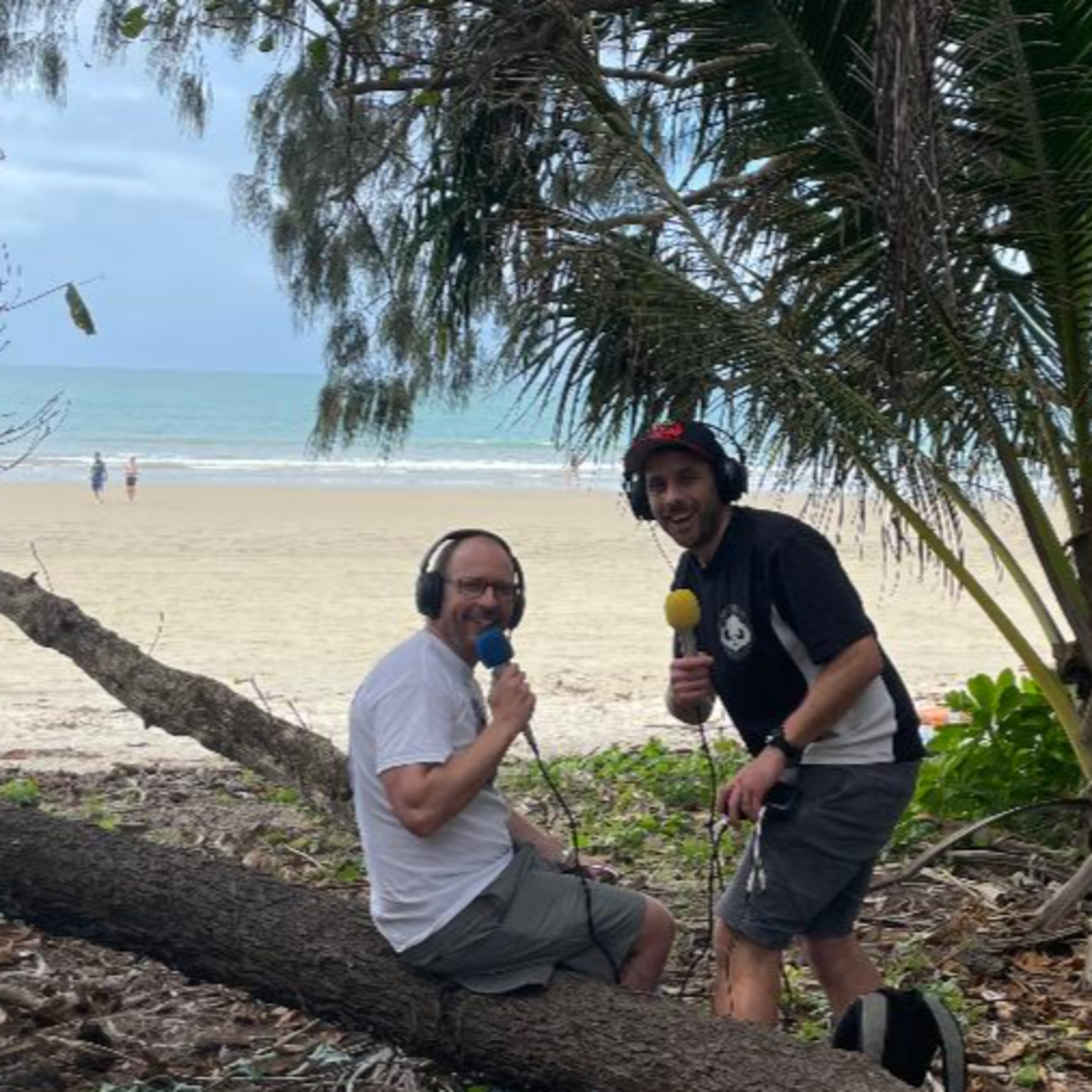 #159 Our 1st Open Air Broadcast! Gastroenteritis in dogs; Update on Melvin the cat; A cat who loves his walks & Dr Lewis is bitten in a crocodile infested lagoon  episode artwork