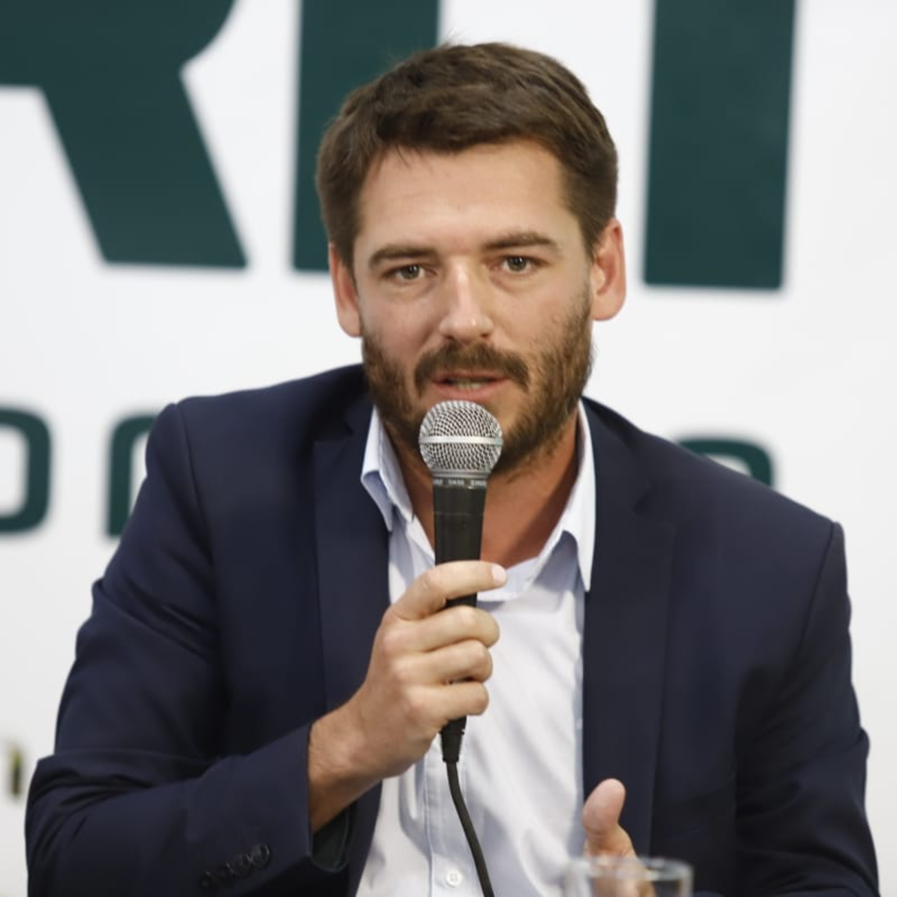 Buteler: "Bariloche necesita tener una temporada de verano fuerte"
