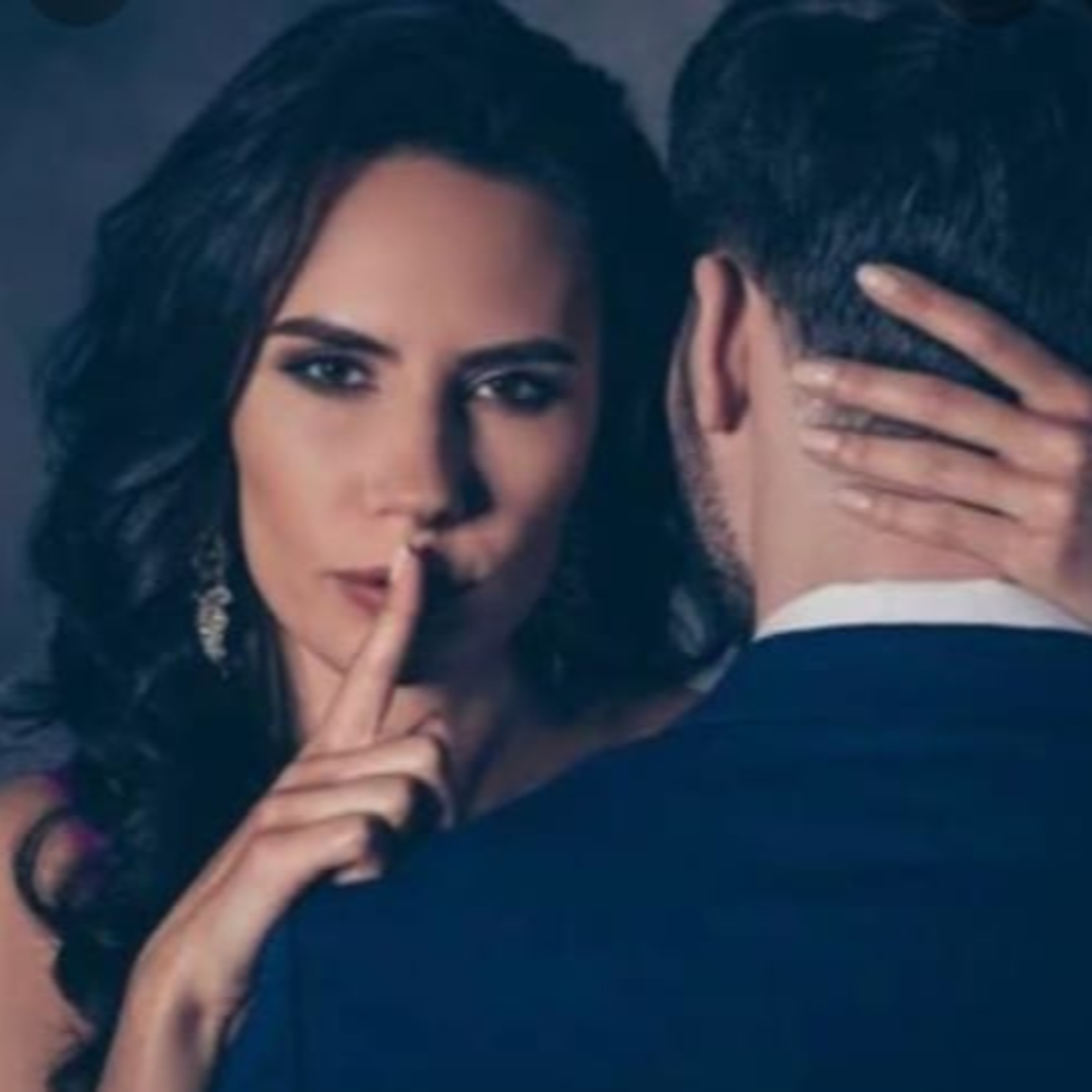 El amor es puro cuento de Alejandro Bustos Chesta