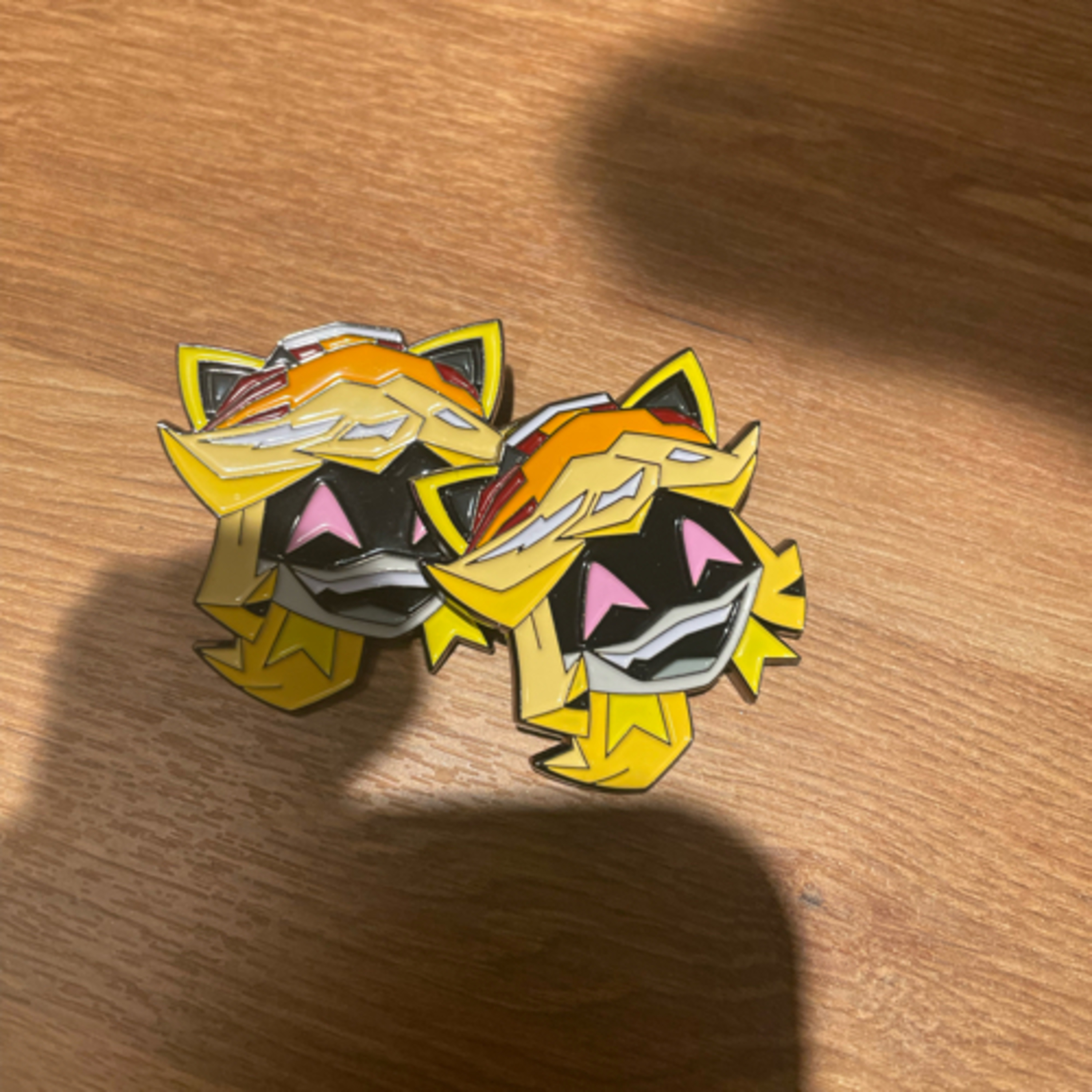 LIZZY PINS! episode artwork