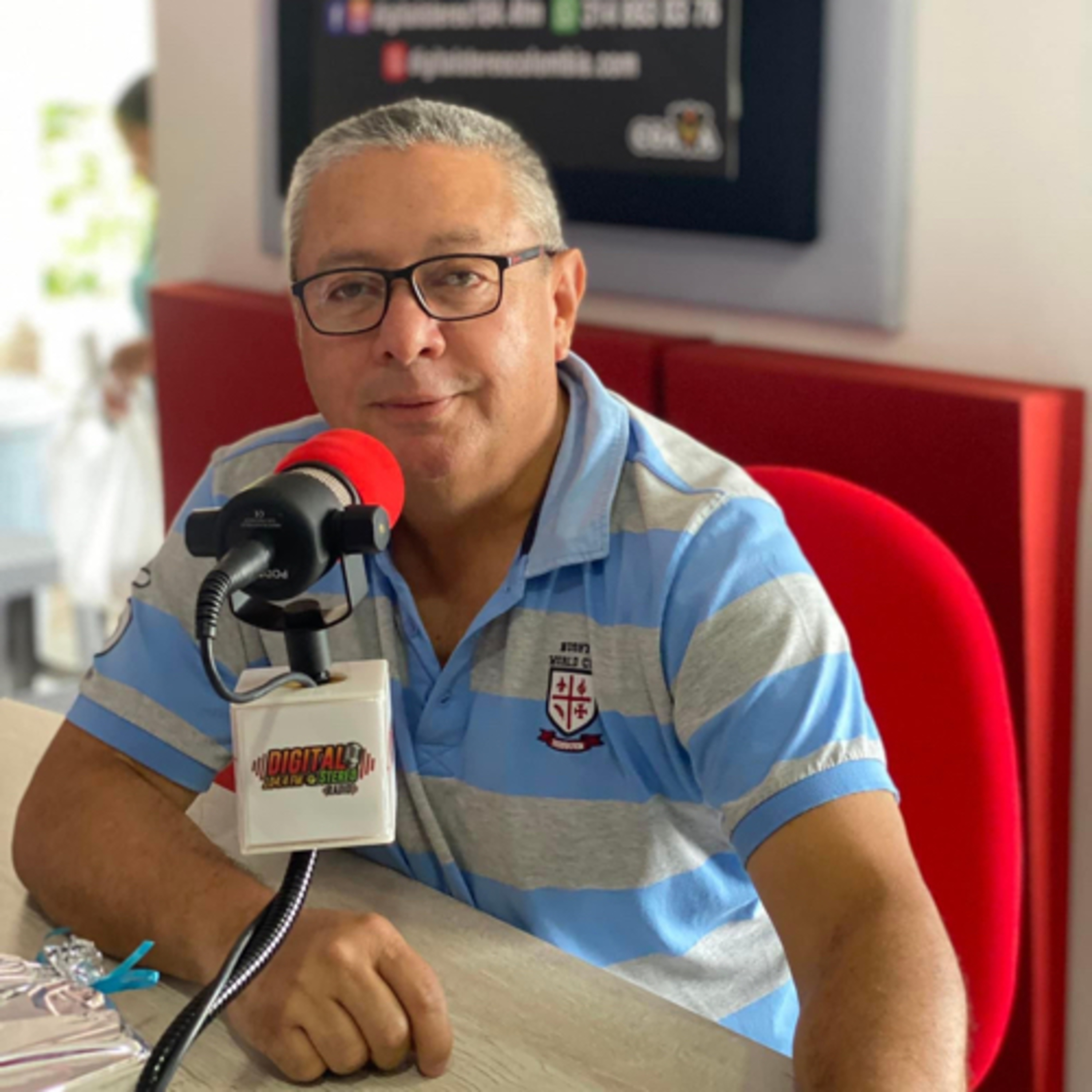Portada de Digital Stereo 104.4 FM