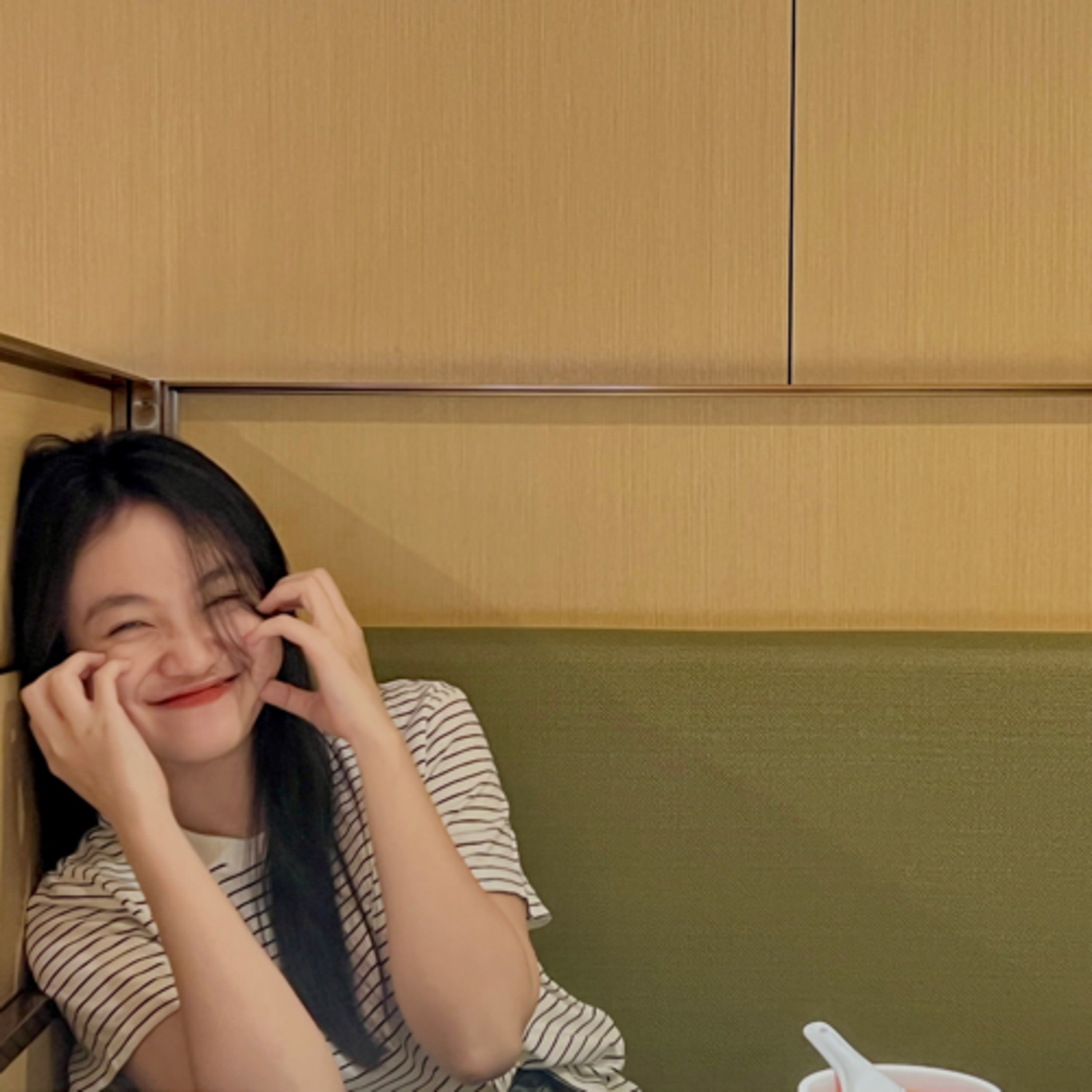 Chuyện Nàng Mới Lớn