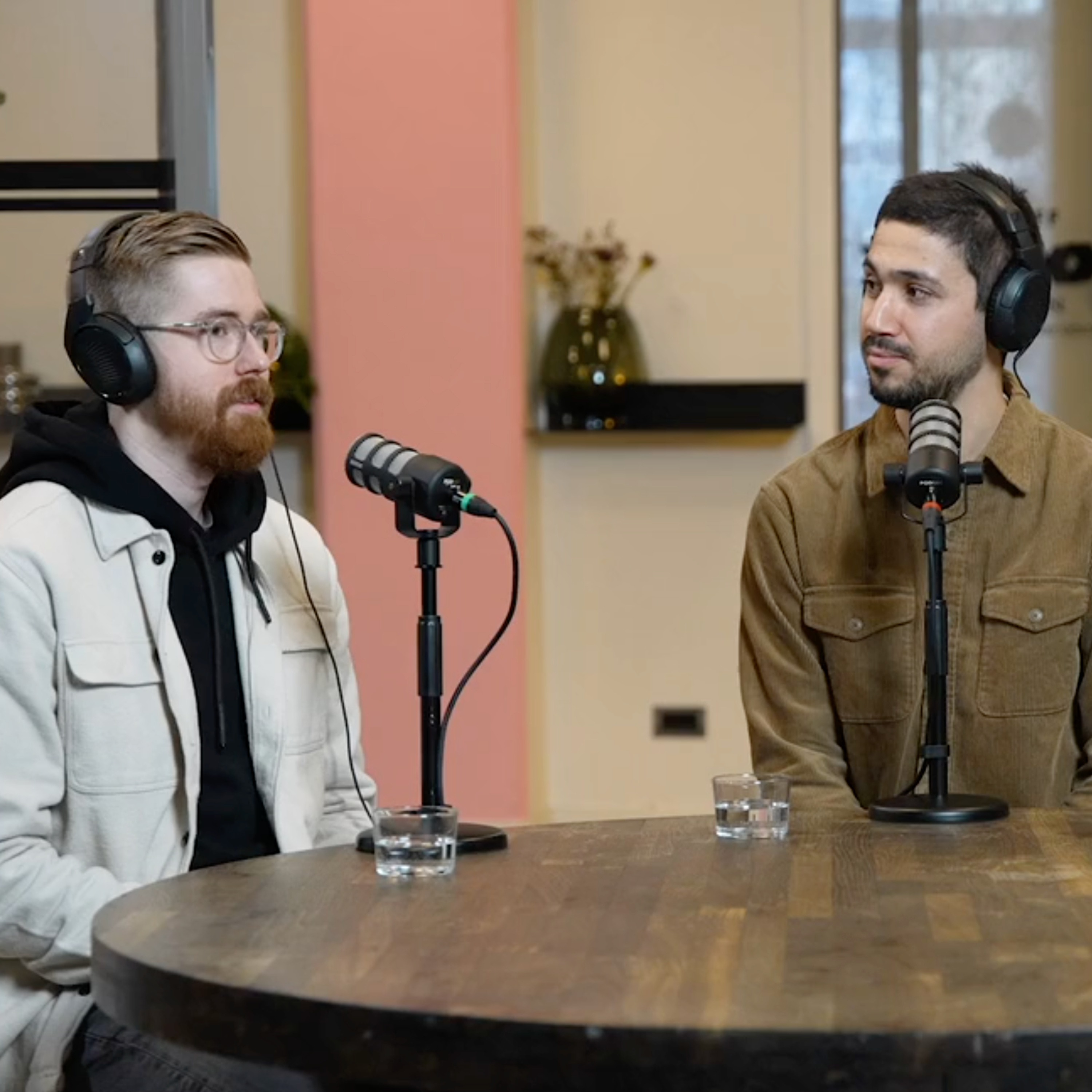 #22. Ny på börsen: Från fonder, Discord och trading, till långsiktig investerare episode artwork