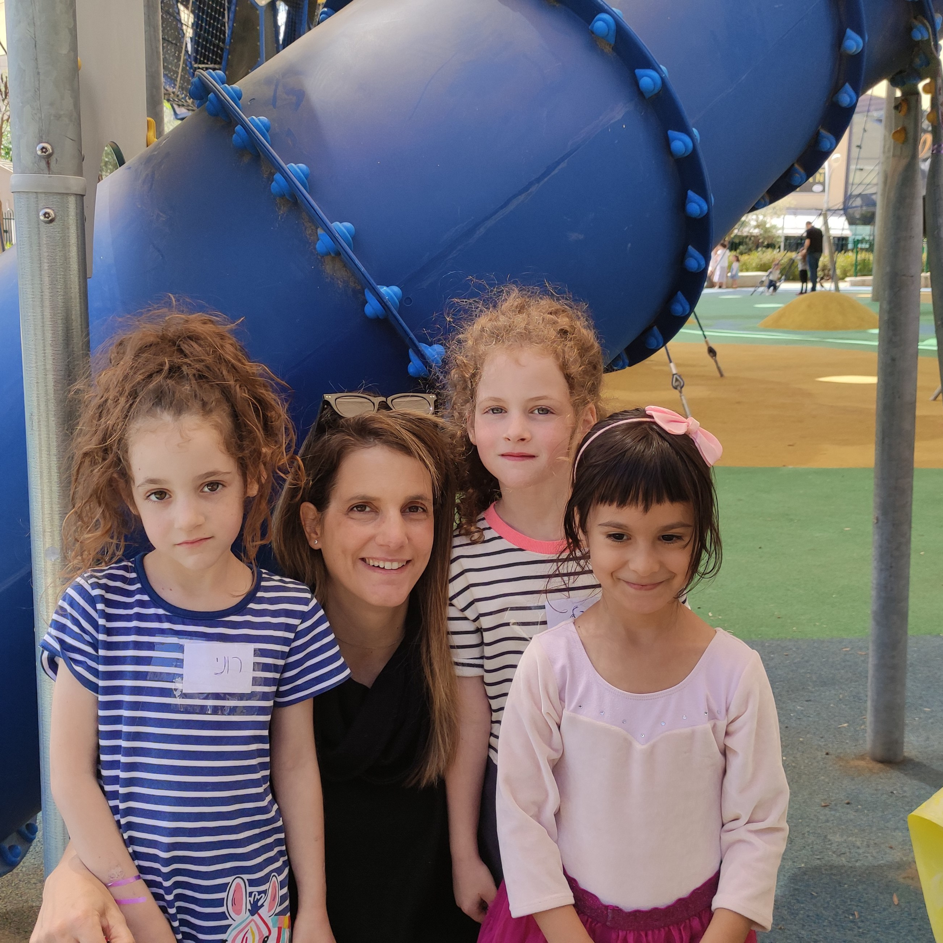 ג'וני העטלף ויוכבד החתולה בעיר הגדולה