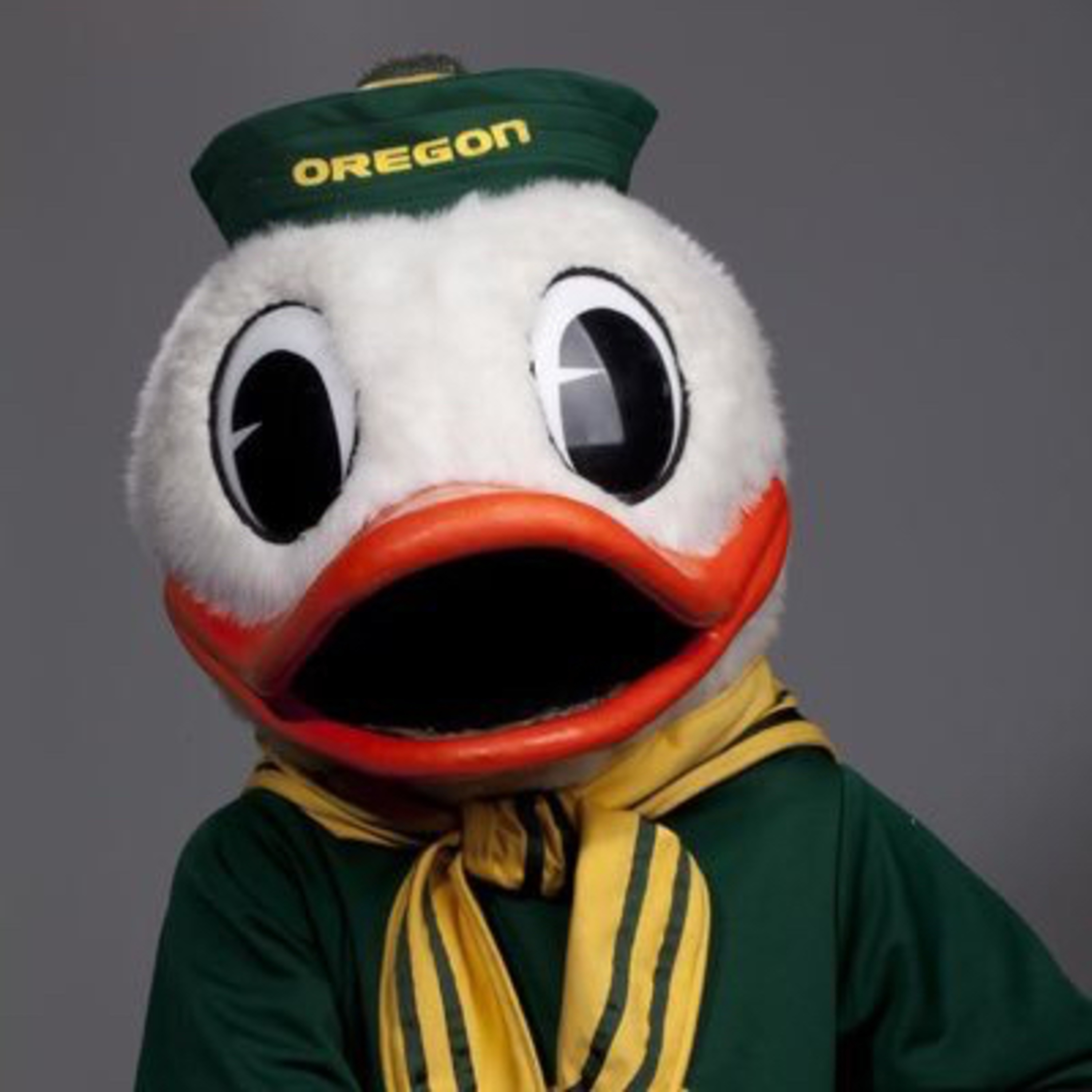 MAKING THE SWITCH FROM COLLEGE FOOTBALL TO WRITING AND PRODUCING MOVIES - EPISODE 002