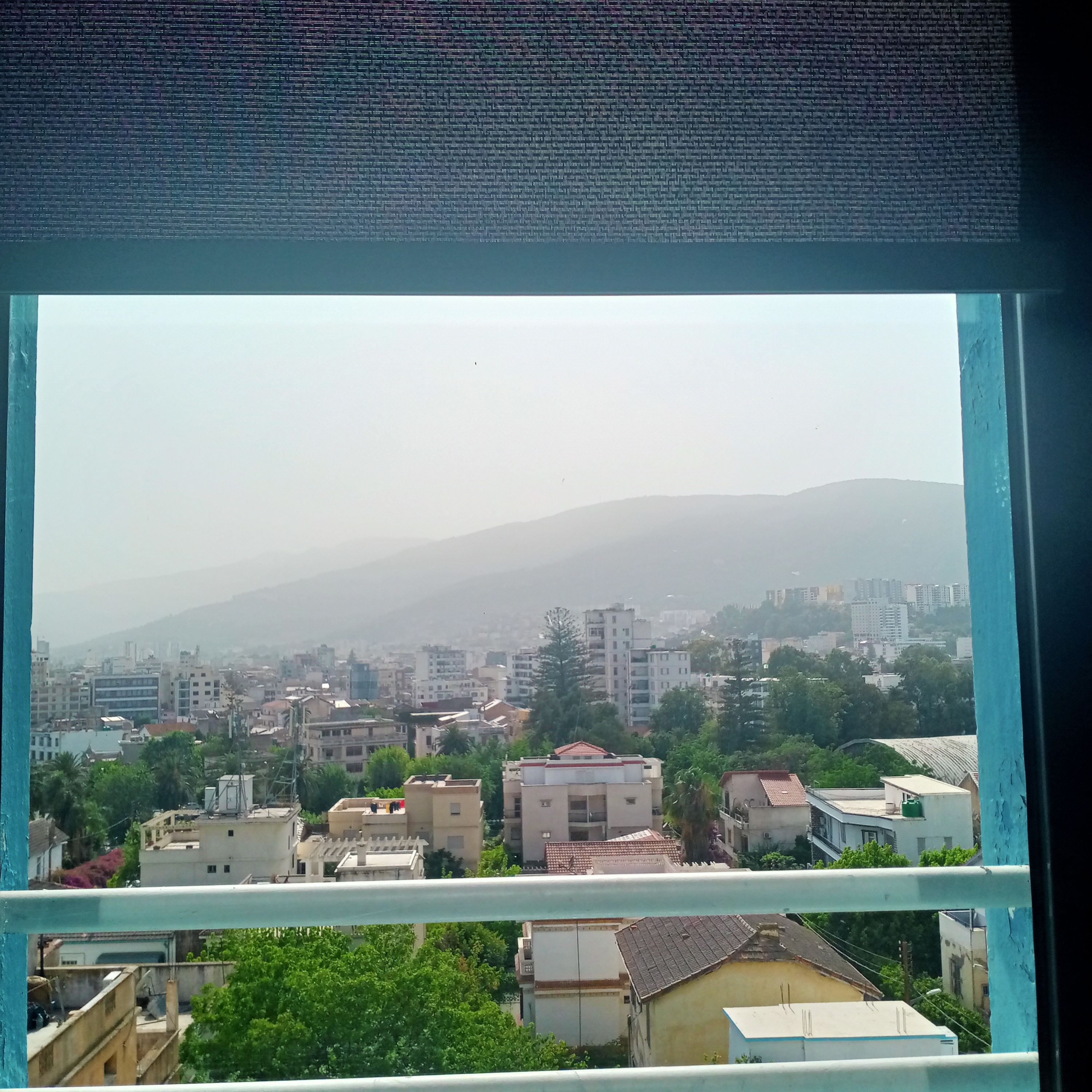 Tawra Ala Rassif ثورة على الرصيف