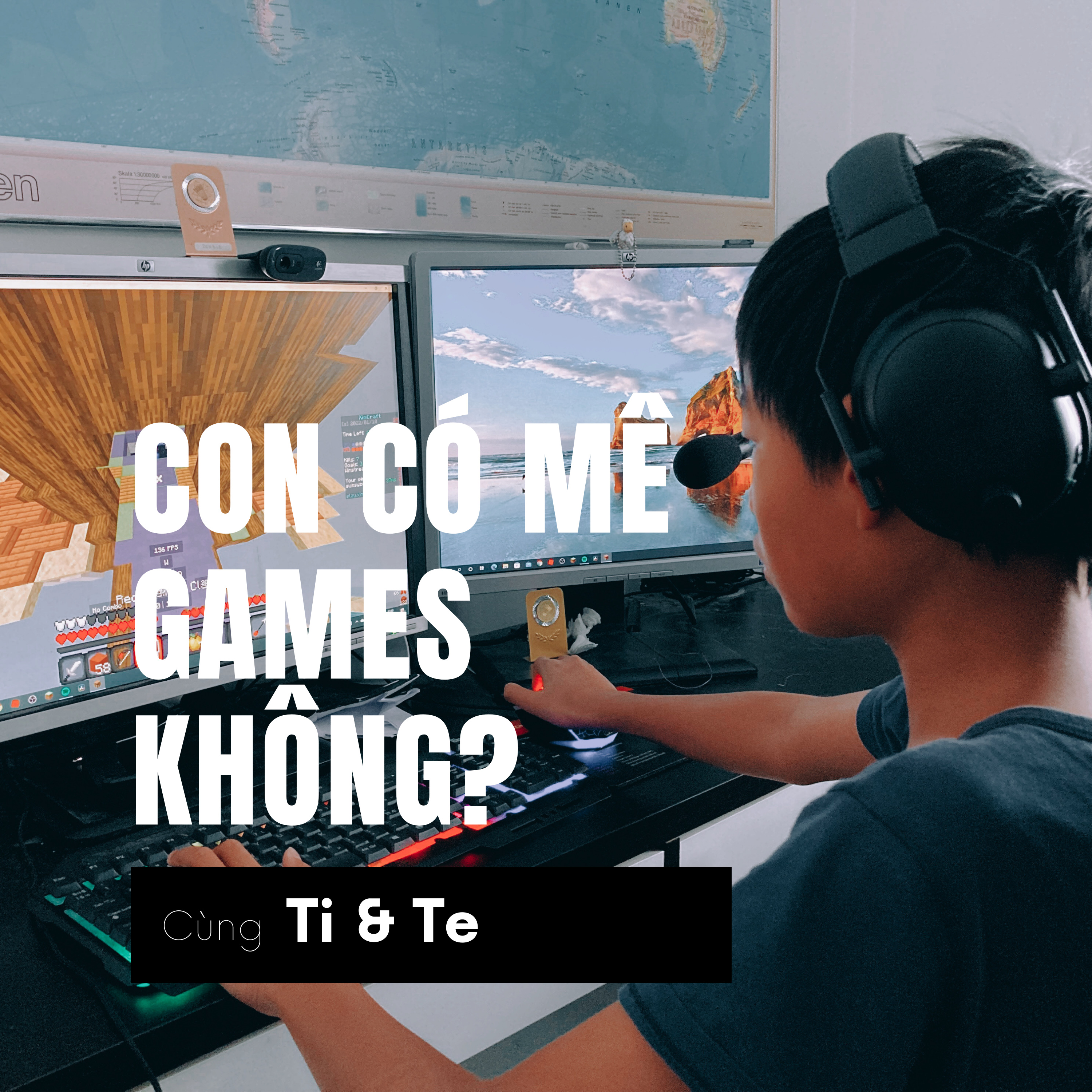 Con đang làm gì đó?