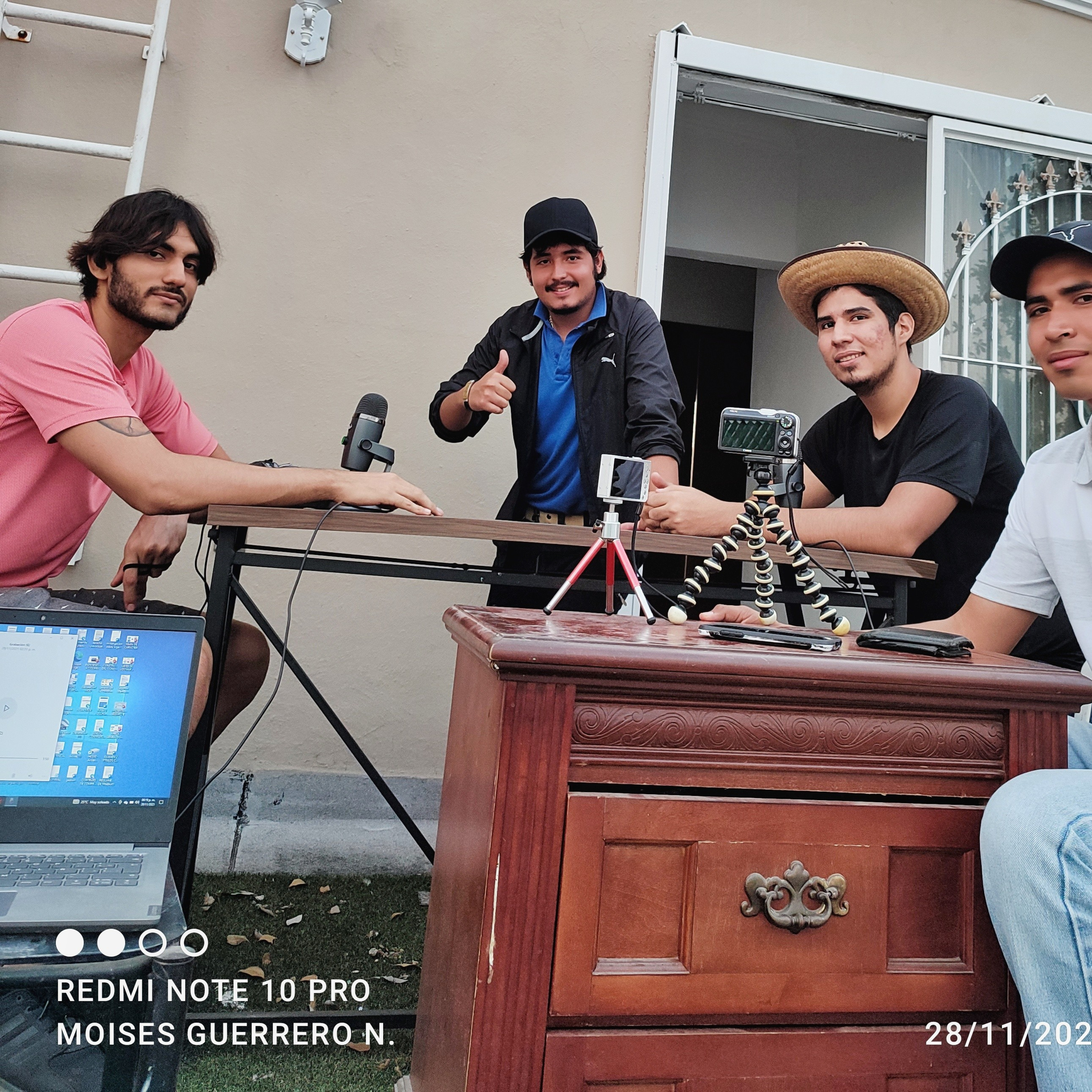 PODCAST COLIMA🌴: INTUICIÓN  episode artwork
