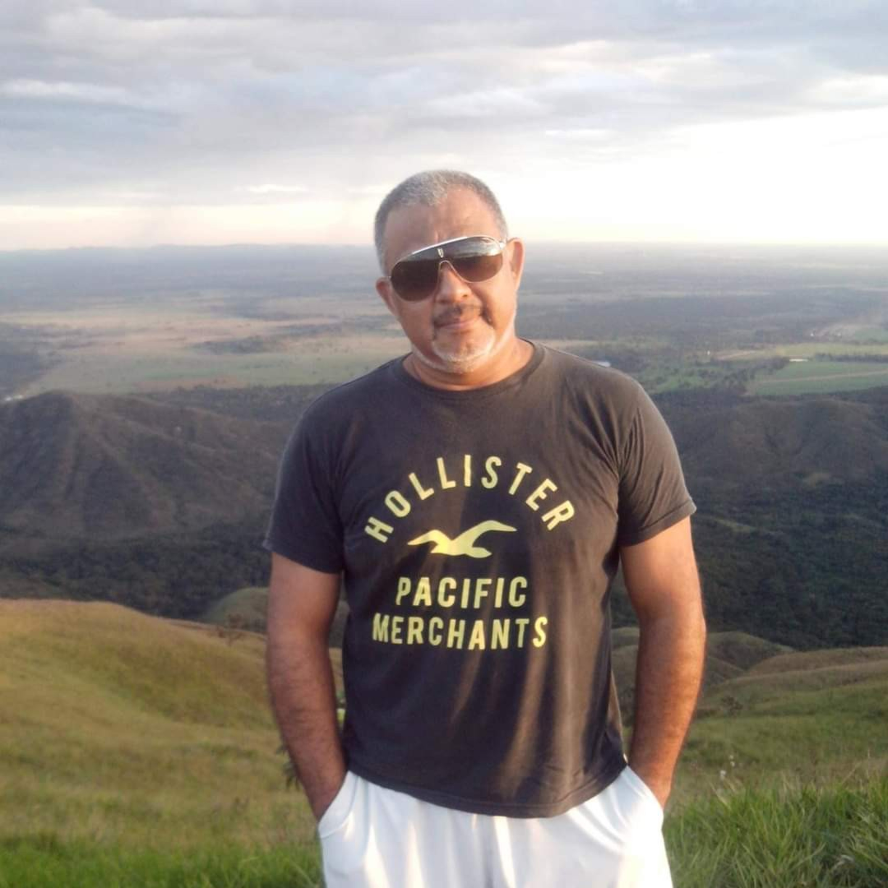 Prof. Fernando D\'Ávila