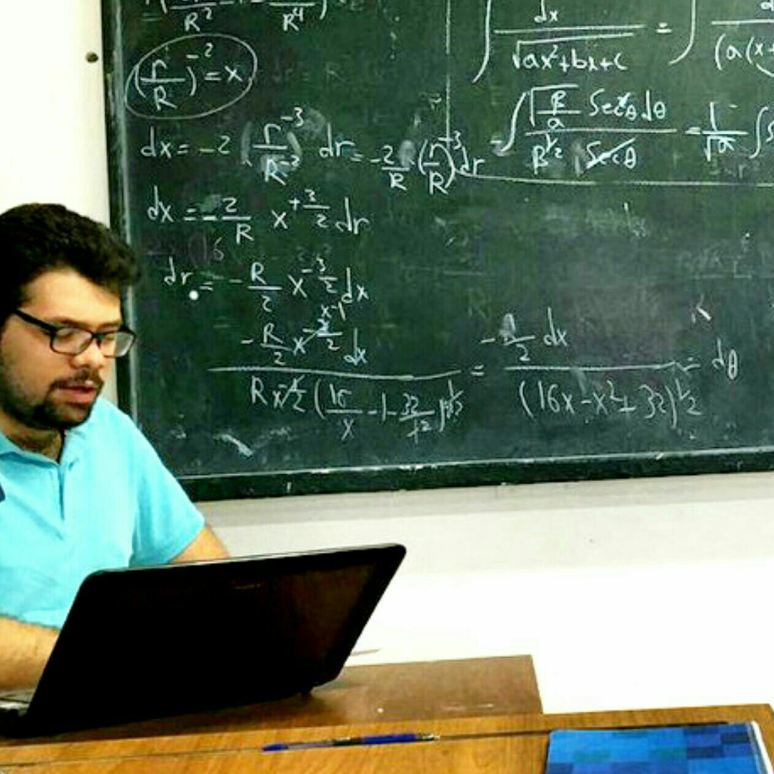 کاور [1] منابع المپیاد نجوم