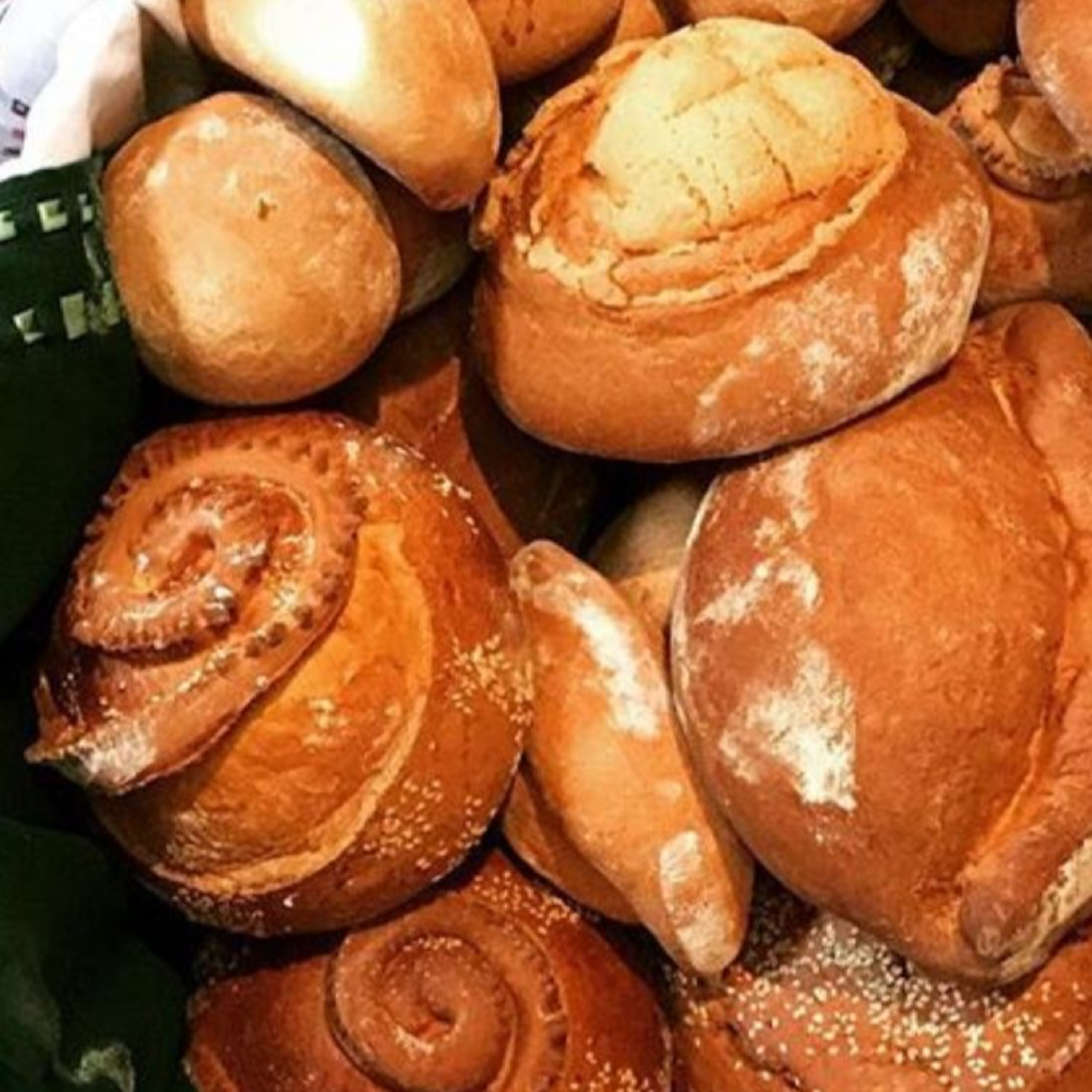 Elaboración del pan de Semana Santa en el departamento de Quiché episode artwork