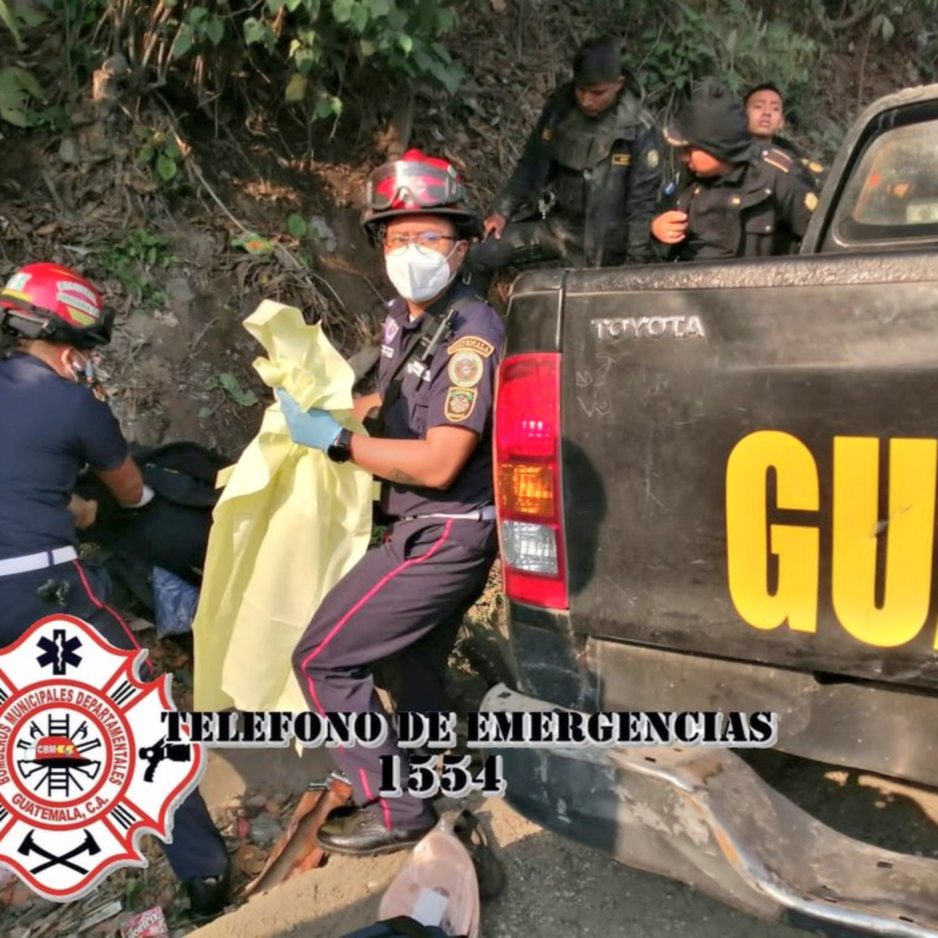 Agente de Policía Nacional Civil muere en accidente de tránsito; otros tres resultan heridos episode artwork