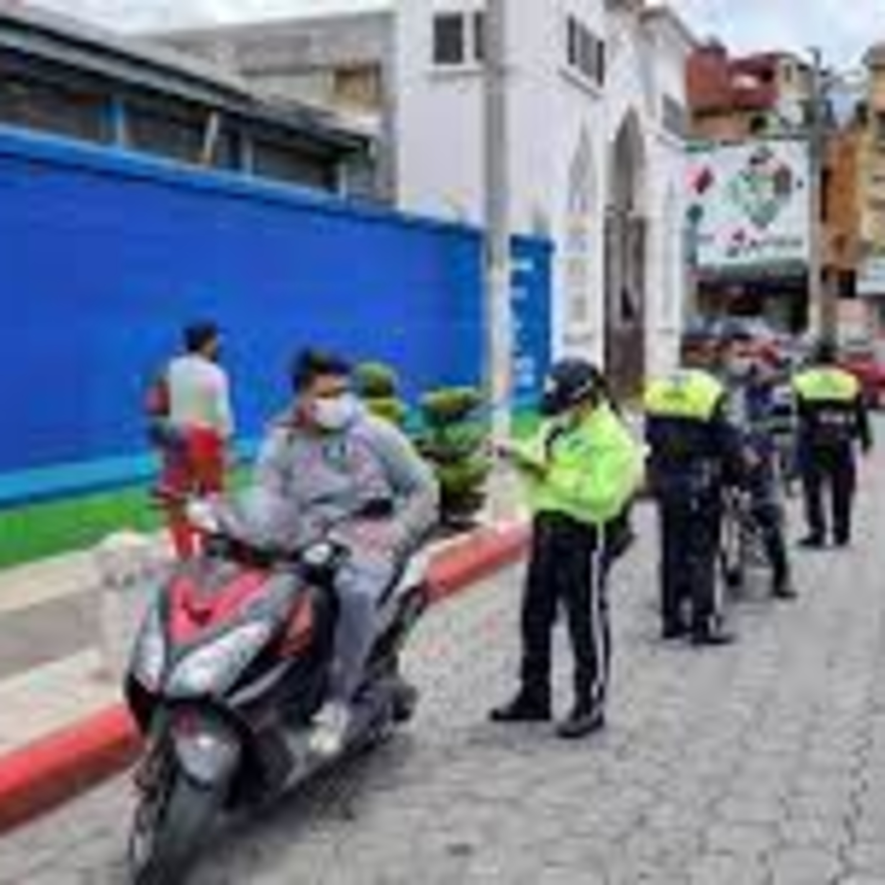 La Policía municipal de tránsito de San Pedro Sacatepéquez, realizó operativos relámpagos. episode artwork