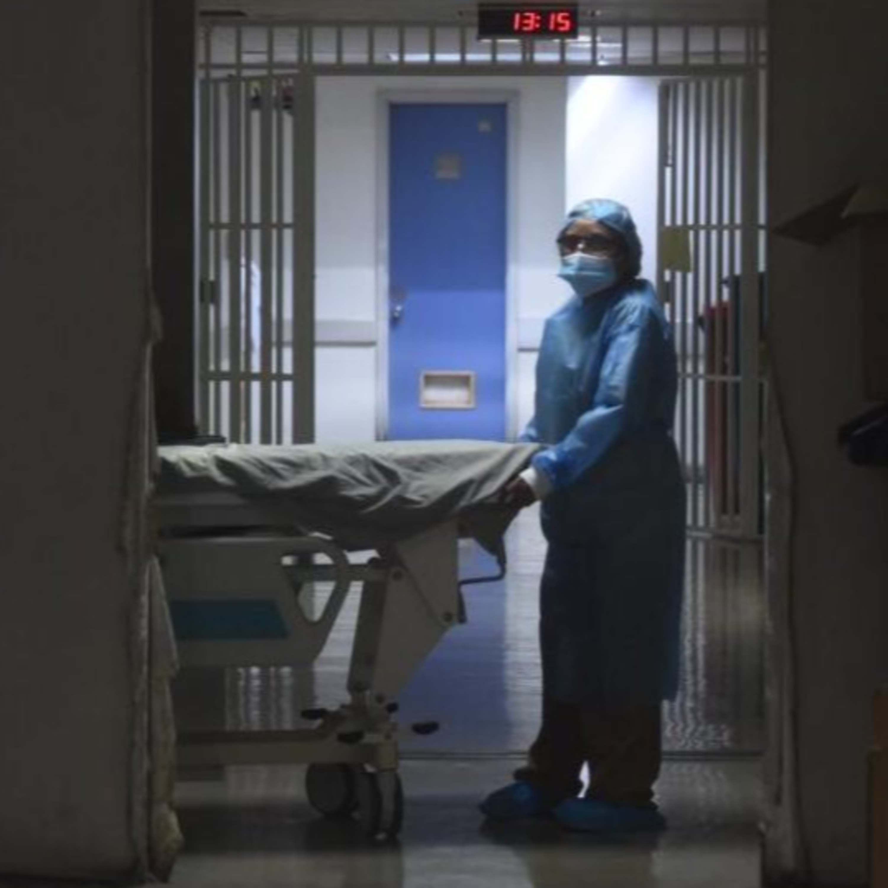 Habilitarán centros de vacunación en consultas externas de hospitales  episode artwork