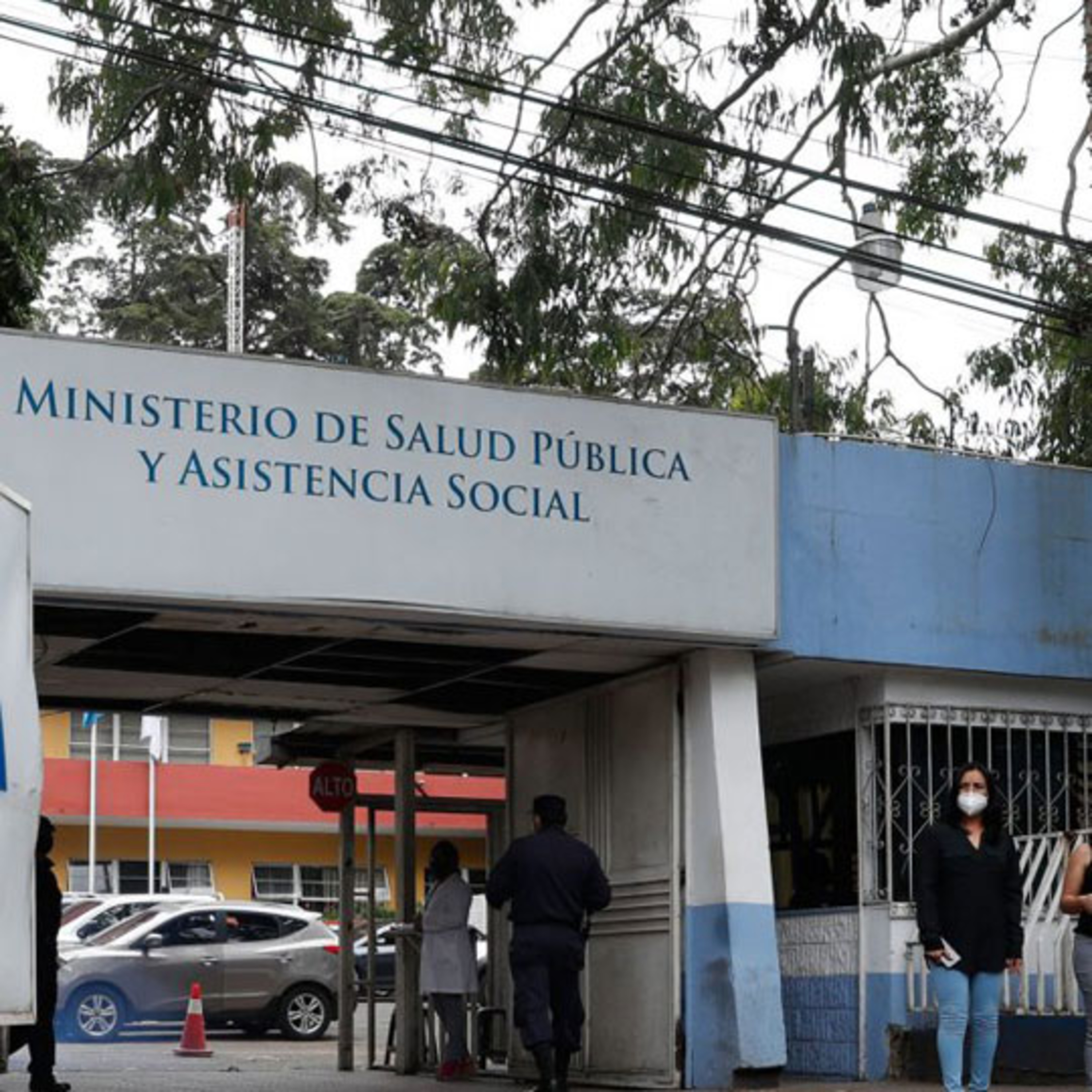 Dos pacientes se han recuperado de Covid-10 en el Hospital de San Marcos. episode artwork