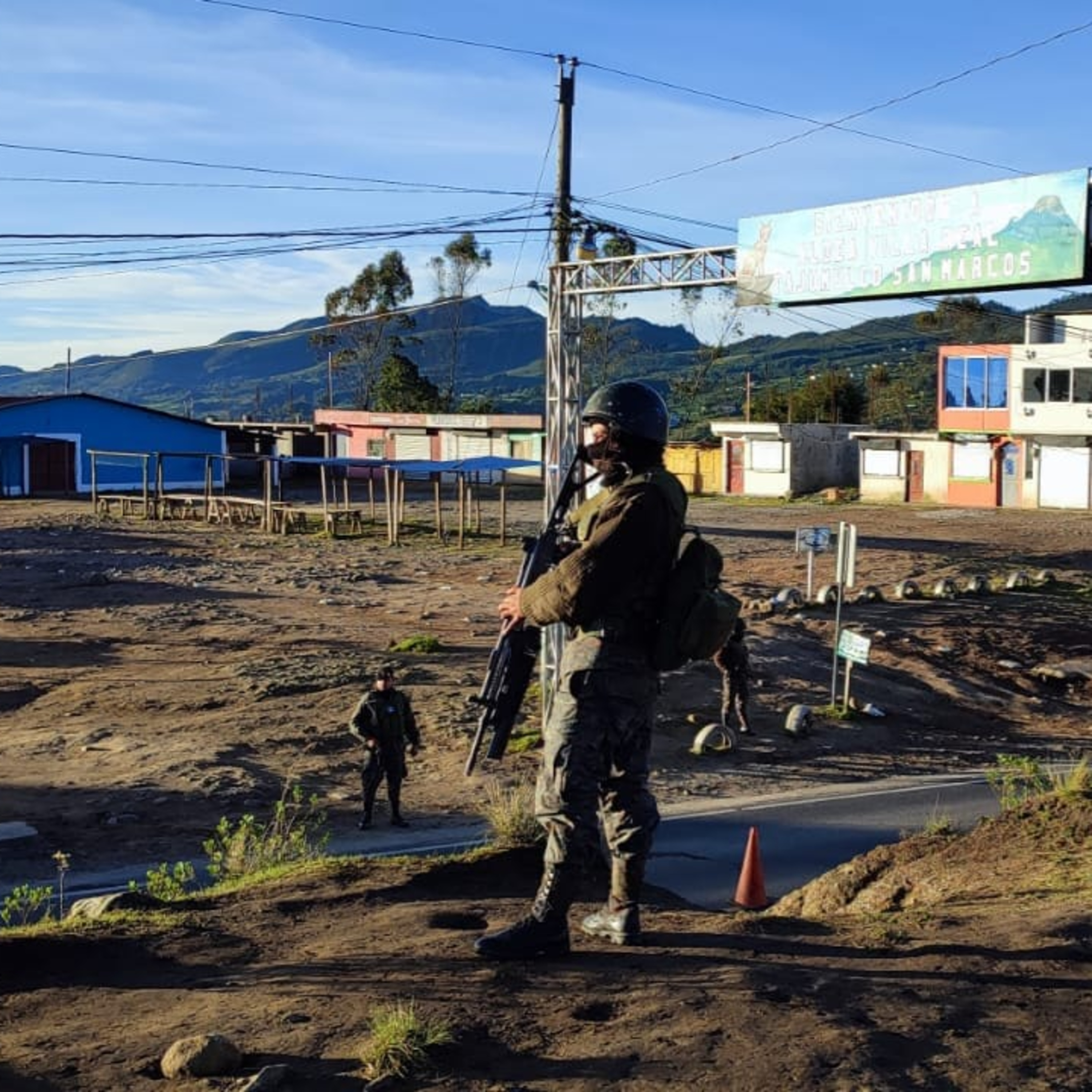 Continúa presencia de las fuerzas de seguridad en las comunidades limítrofes entre Ixchiguán y Tajumulco por el Estado de Sitio decretado. episode artwork