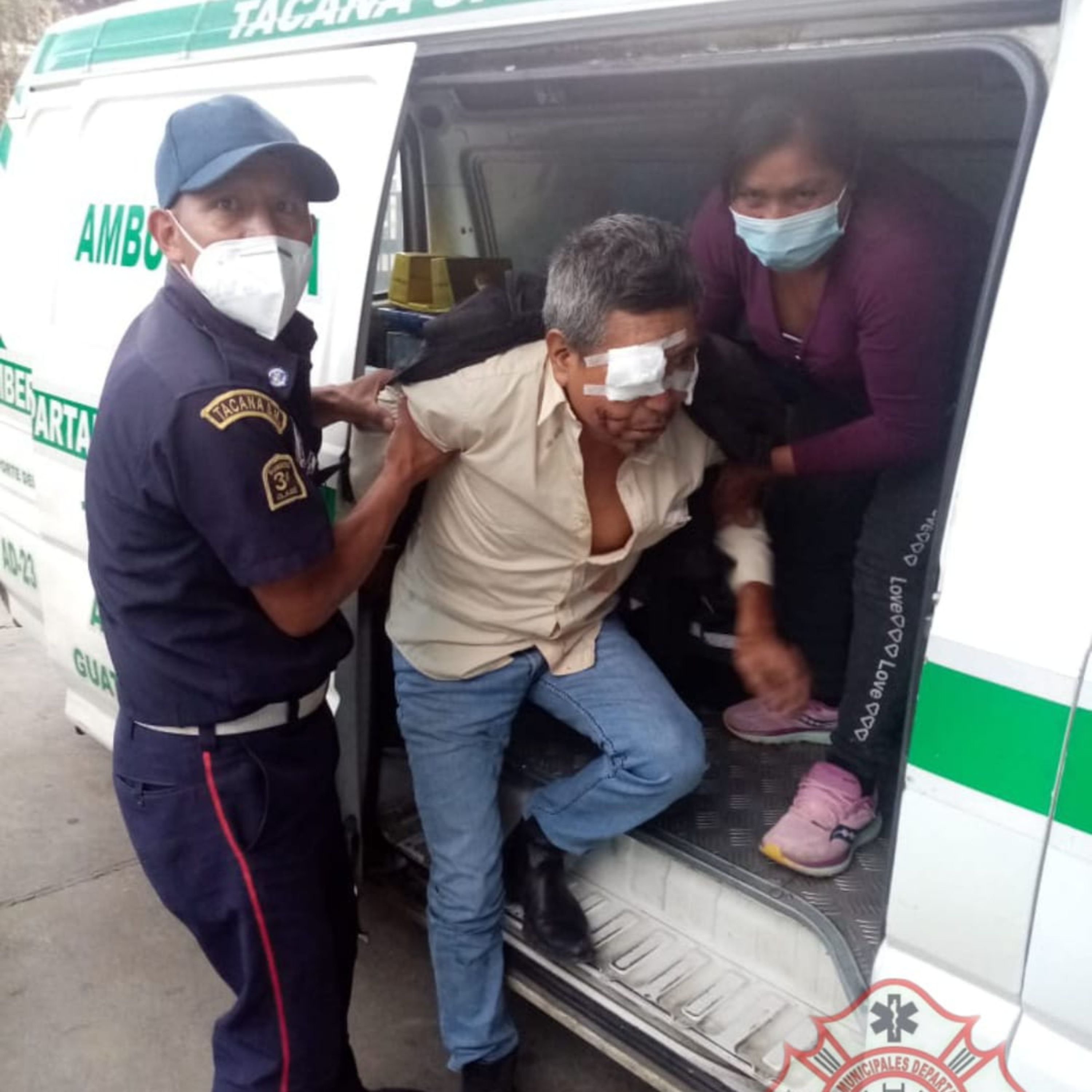 Accidente de tránsito deja a varias personas heridas en el municipio de Tacaná, San Marcos, cerca de la frontera con México. episode artwork