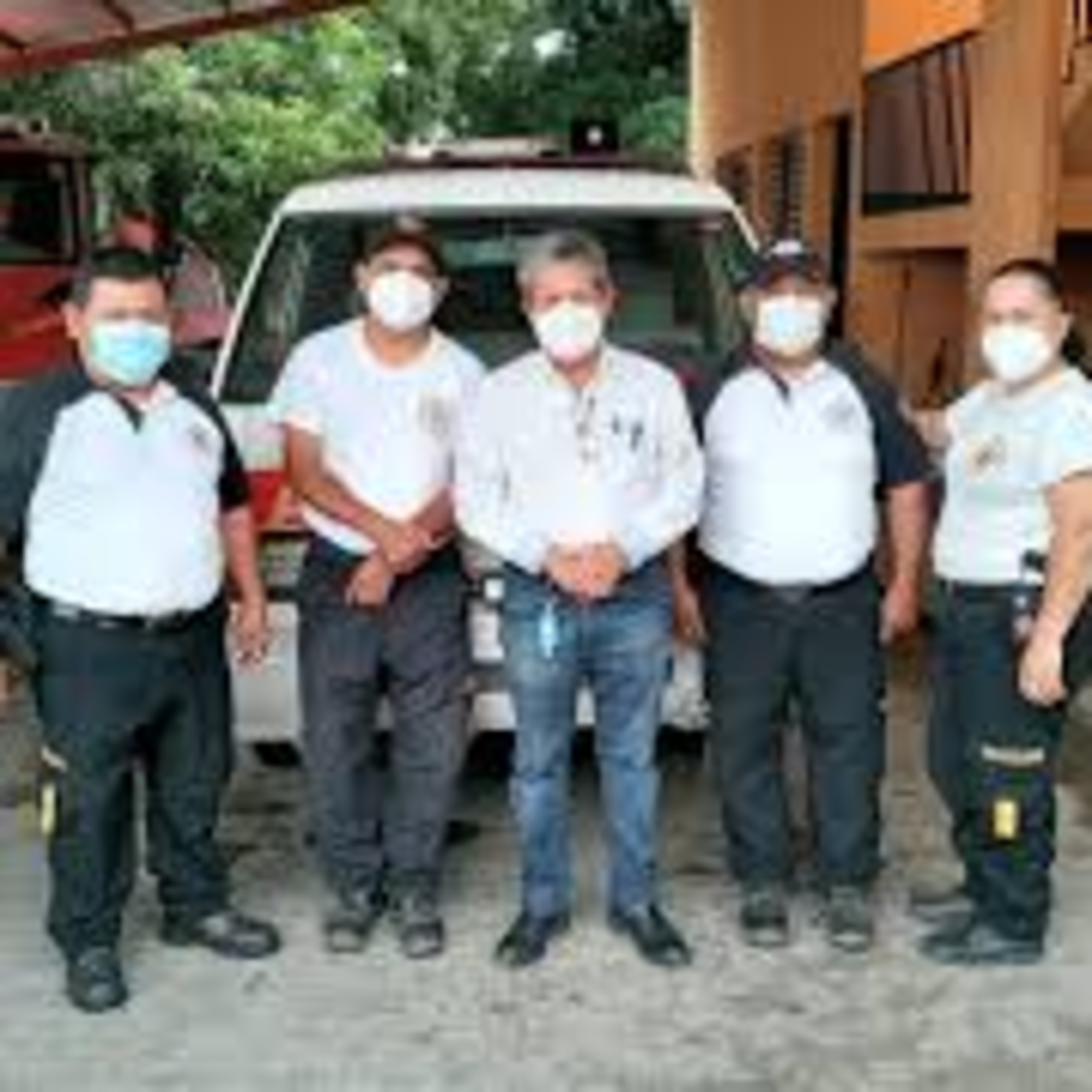 Bomberos voluntarios de San Marcos, siguen realizando traslados de personas con Covid-19. episode artwork