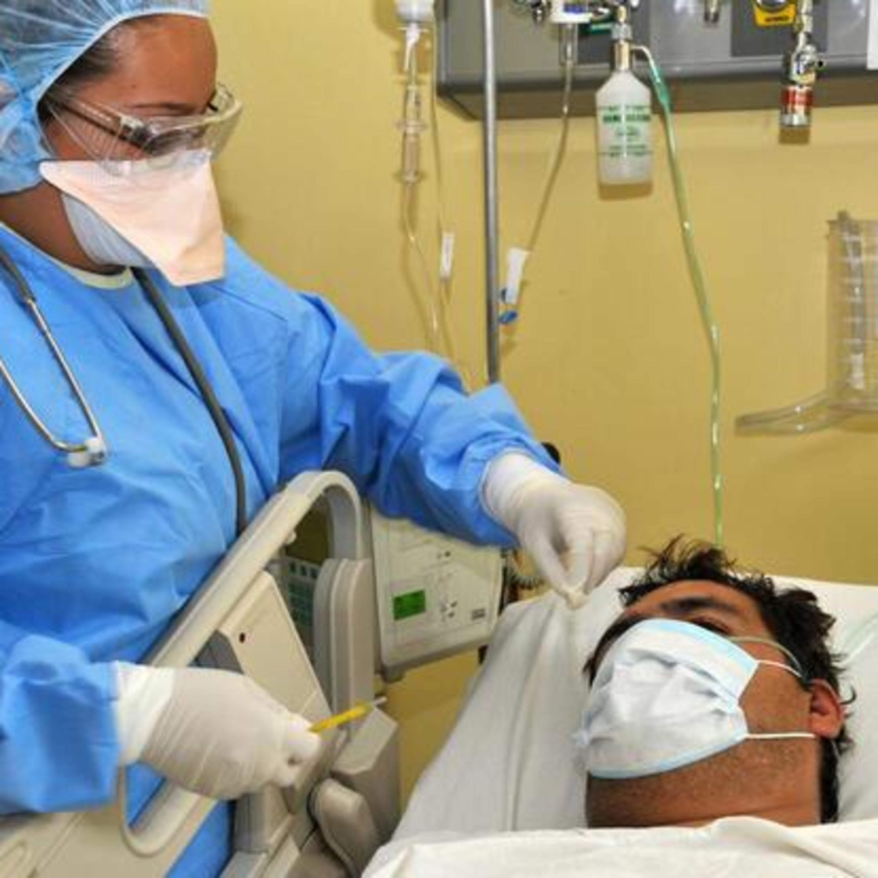 Autoridades del Hospital Nacional de San Marcos continúan con la atención de pacientes que padecen Covid 19 episode artwork