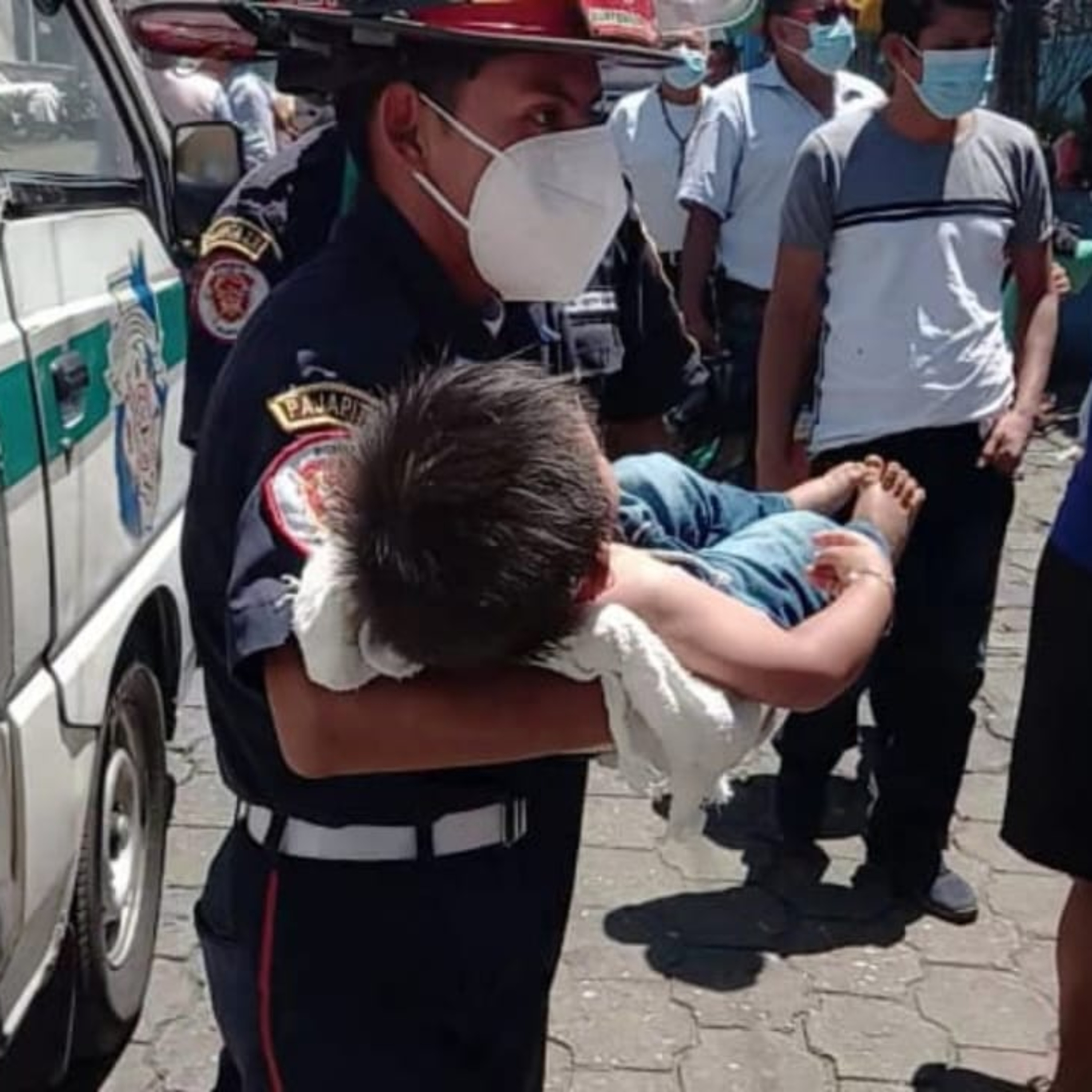Un niño de año y nueve meses de edad resultó con quemaduras en su cuerpo tras caerle agua hirviendo, hecho registrado en el municipio de El Tumbador, San Marcos.  episode artwork