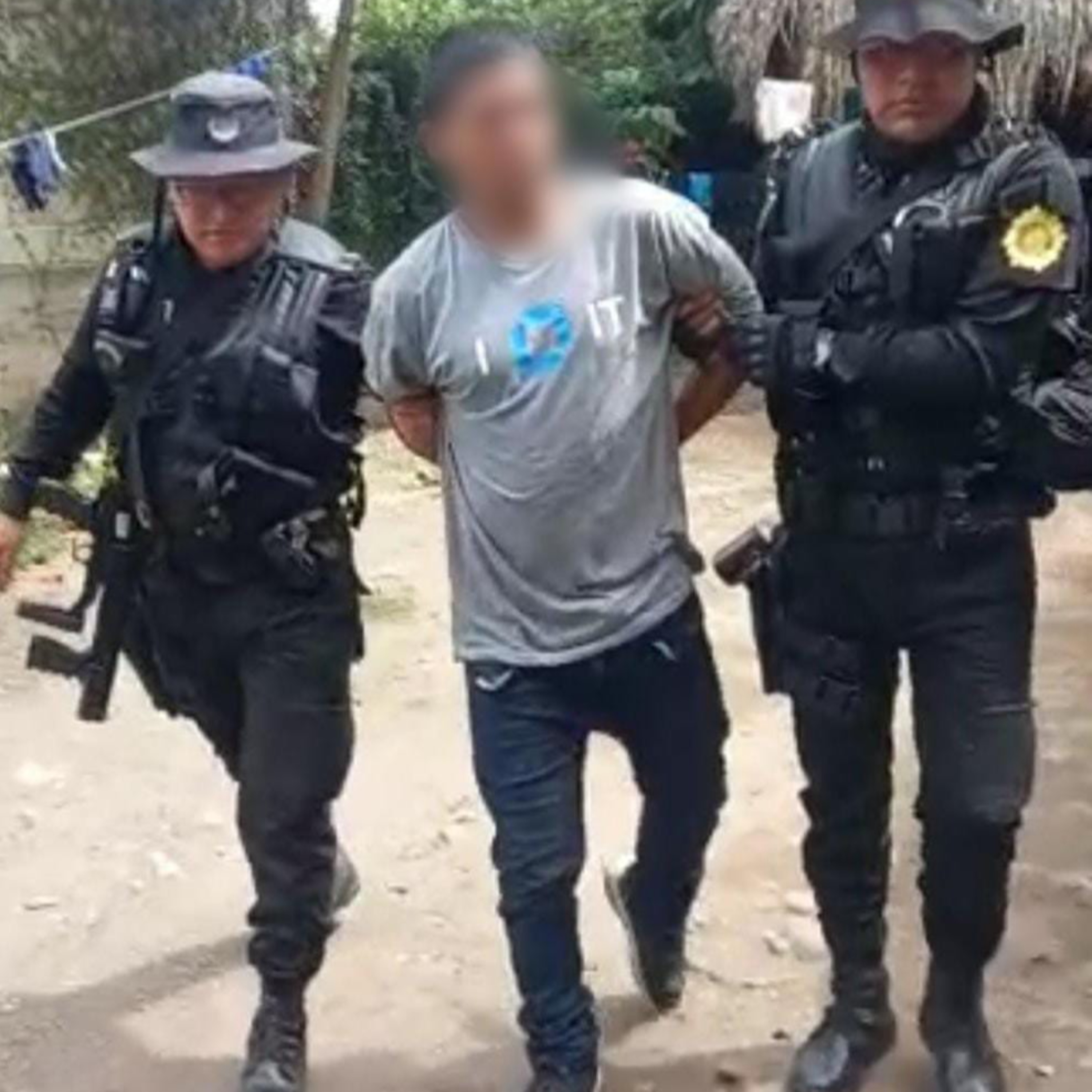 Un hombre fue detenido debido a que portaba de manera ilegal un arma de fuego en el municipio de La Blanca, San Marcos.  episode artwork