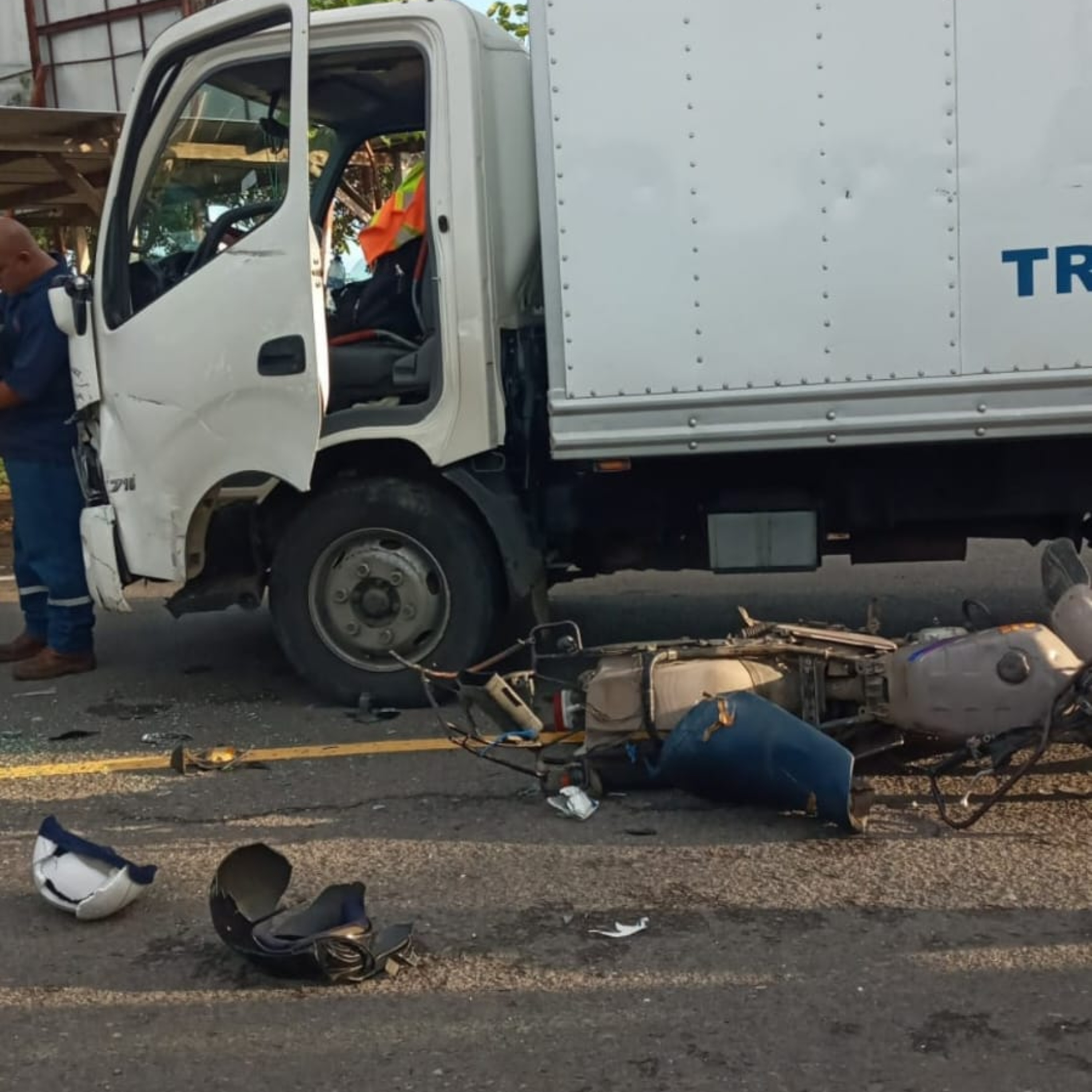Accidente de tránsito registrado en el municipio de La Blanca, San Marcos deja a una persona lesionada.  episode artwork