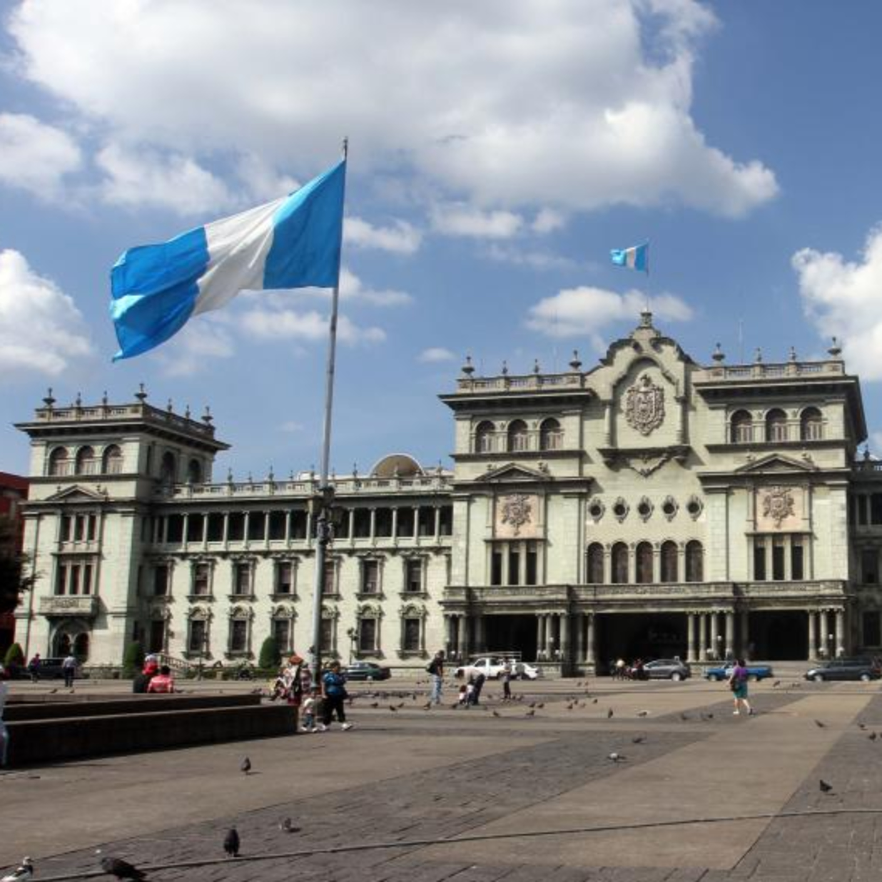 Informe señala influencia del crimen organizado en la política de Guatemala episode artwork