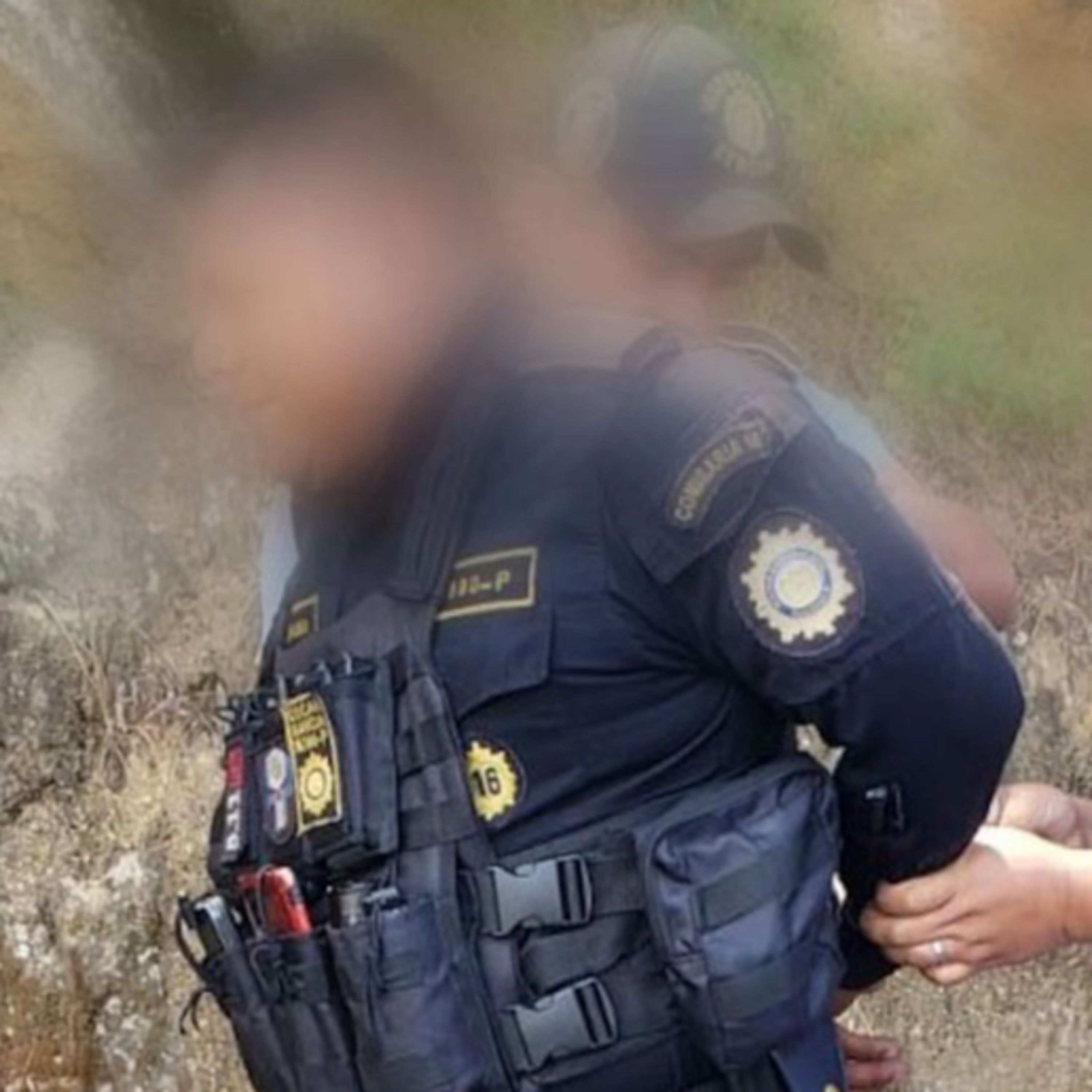 Capturan a agente de la PNC por exigir dinero a repartidor episode artwork